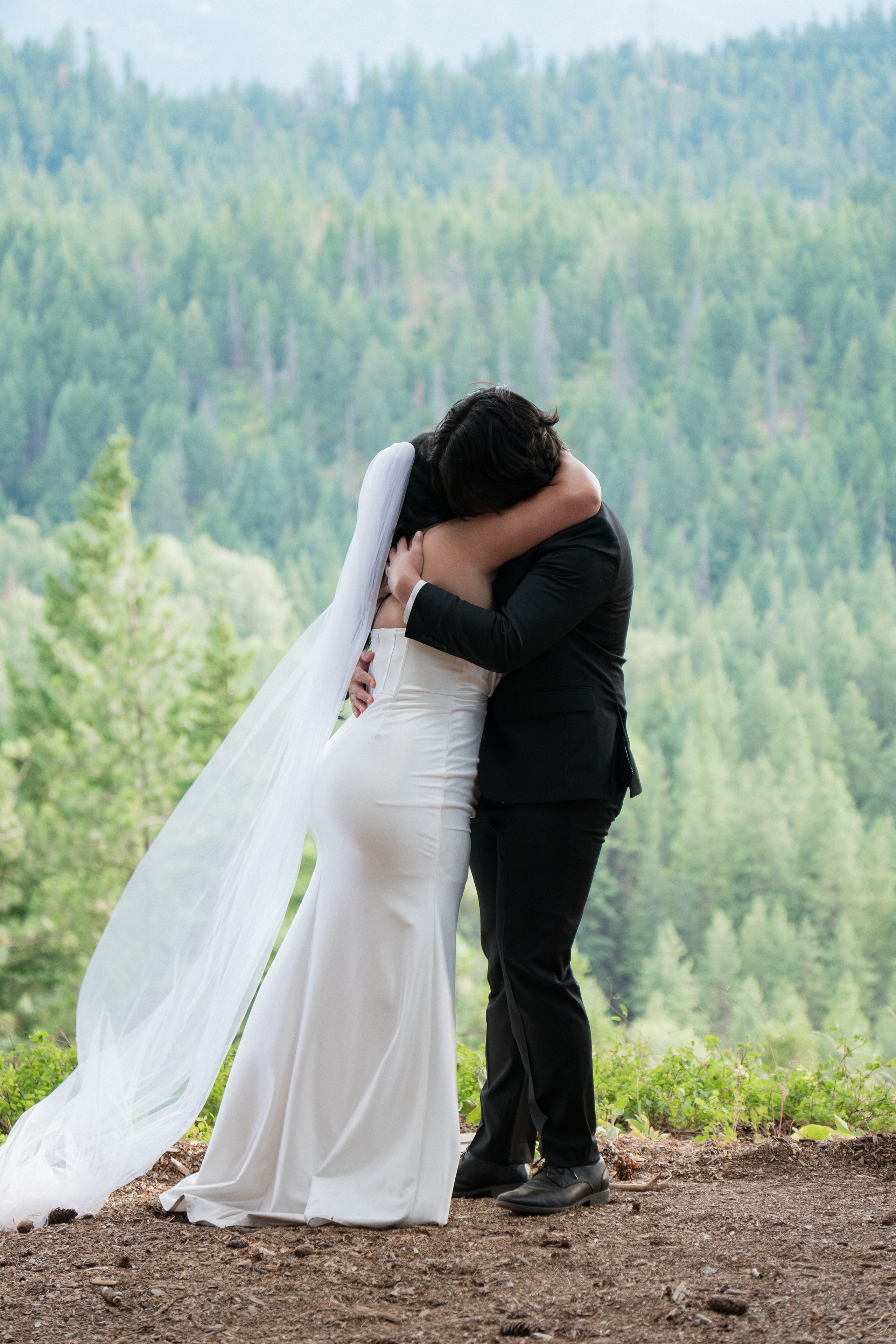 Guilianna and Jay | Intimate Wedding. Photographer in Washington Sophia D
