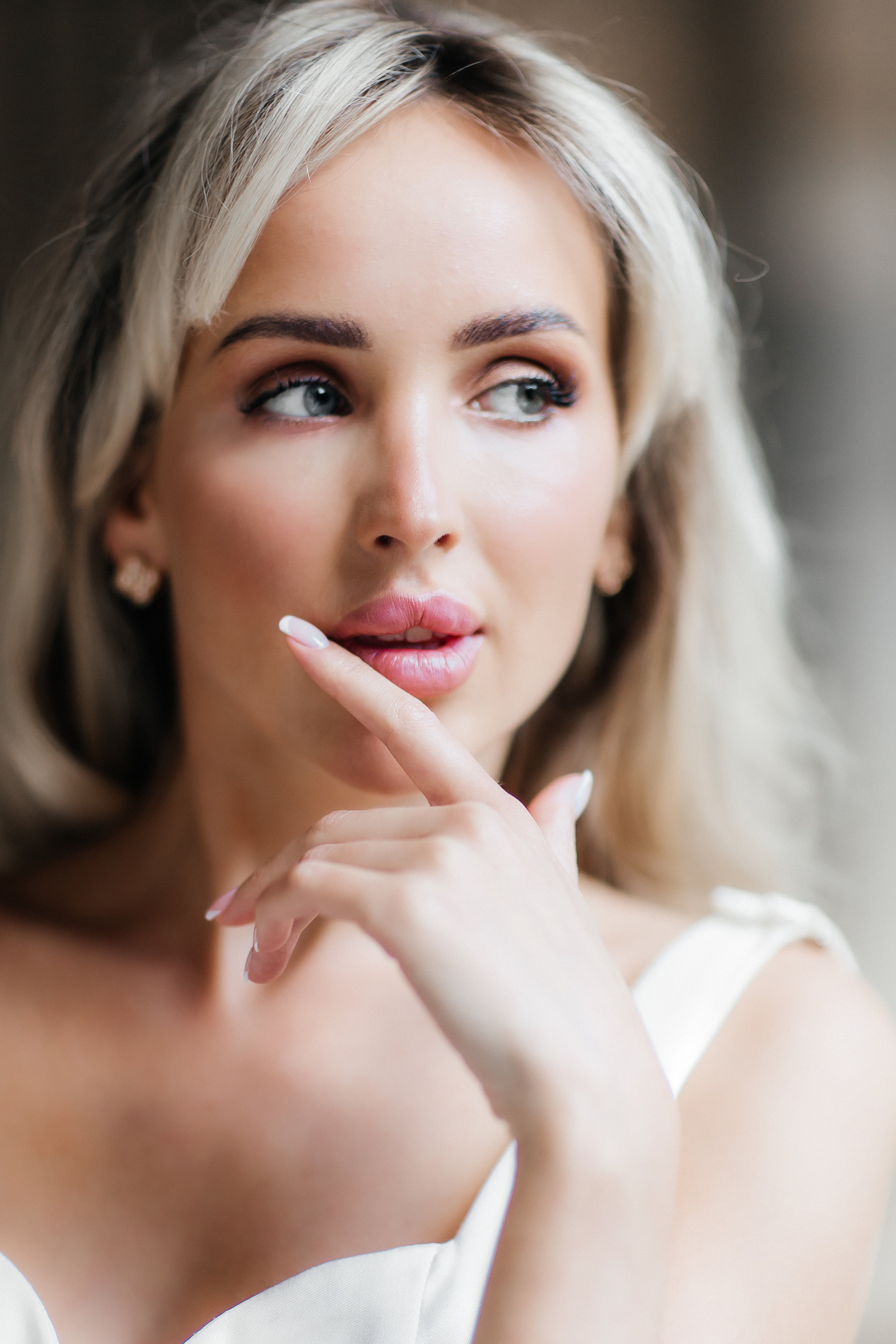 Cute Wedding at Spanish Monastery in Miami. Luxury Wedding Photography and Cinematography