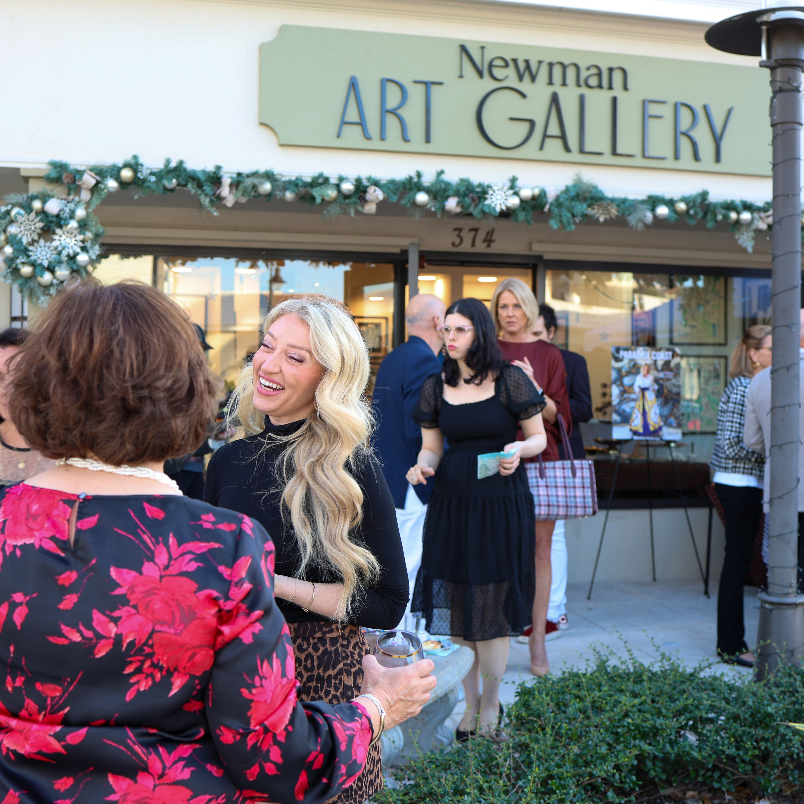 Paradise Coast Lifestyle Magazine. Out and About 239