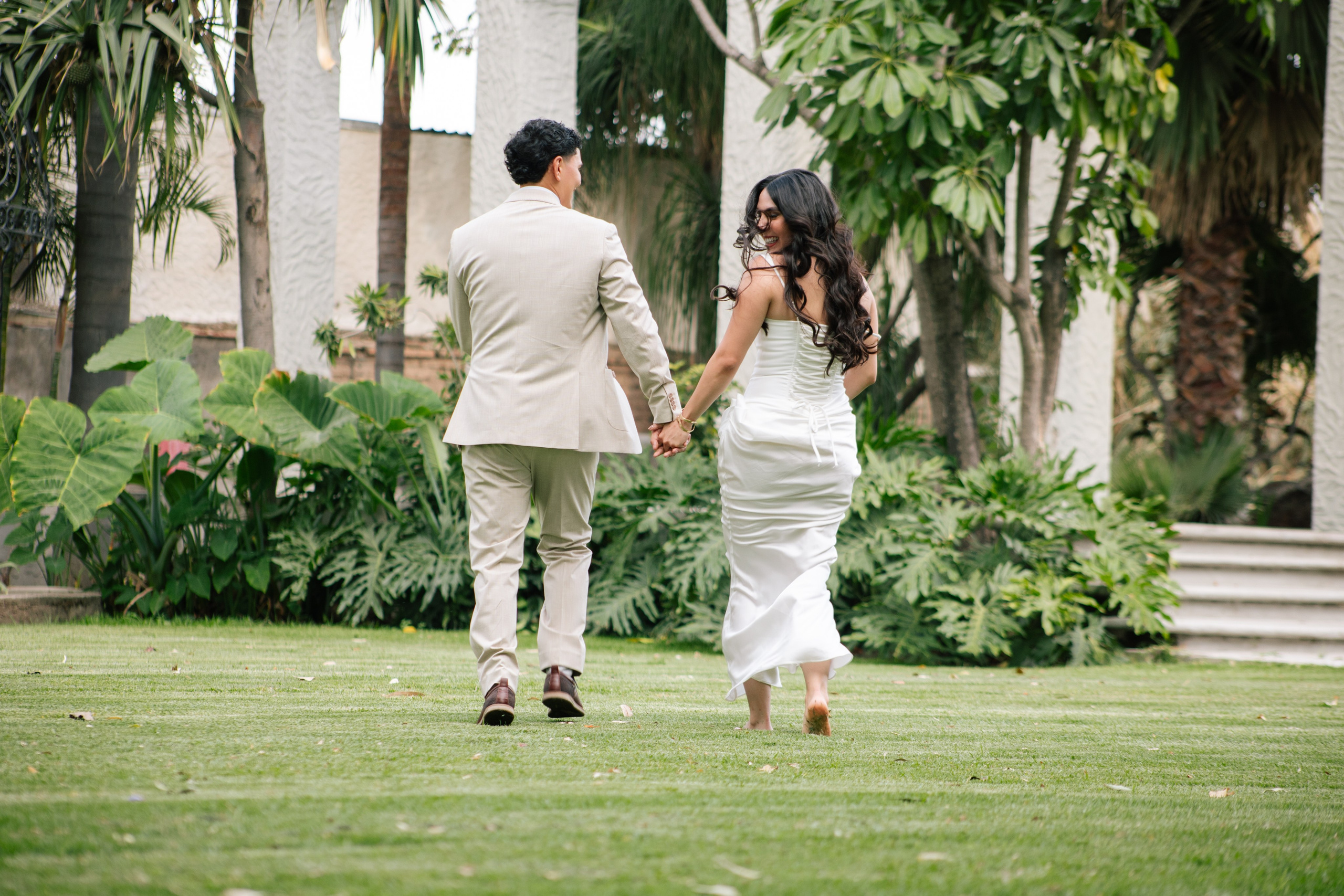 Casual. Wedding Photographer Ruth Preciado