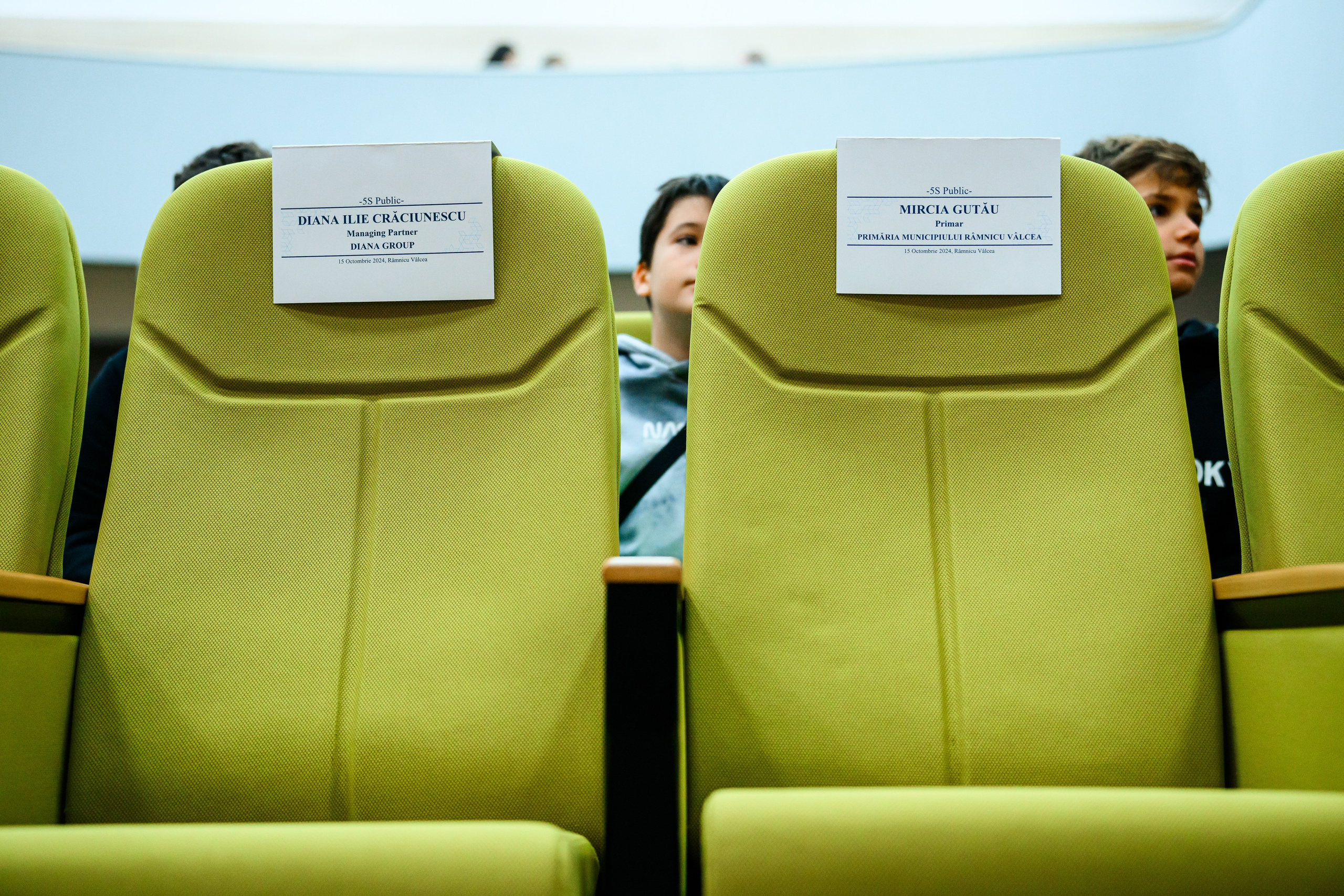 Business & Comercial. Mugurel Olteanu Fotograf