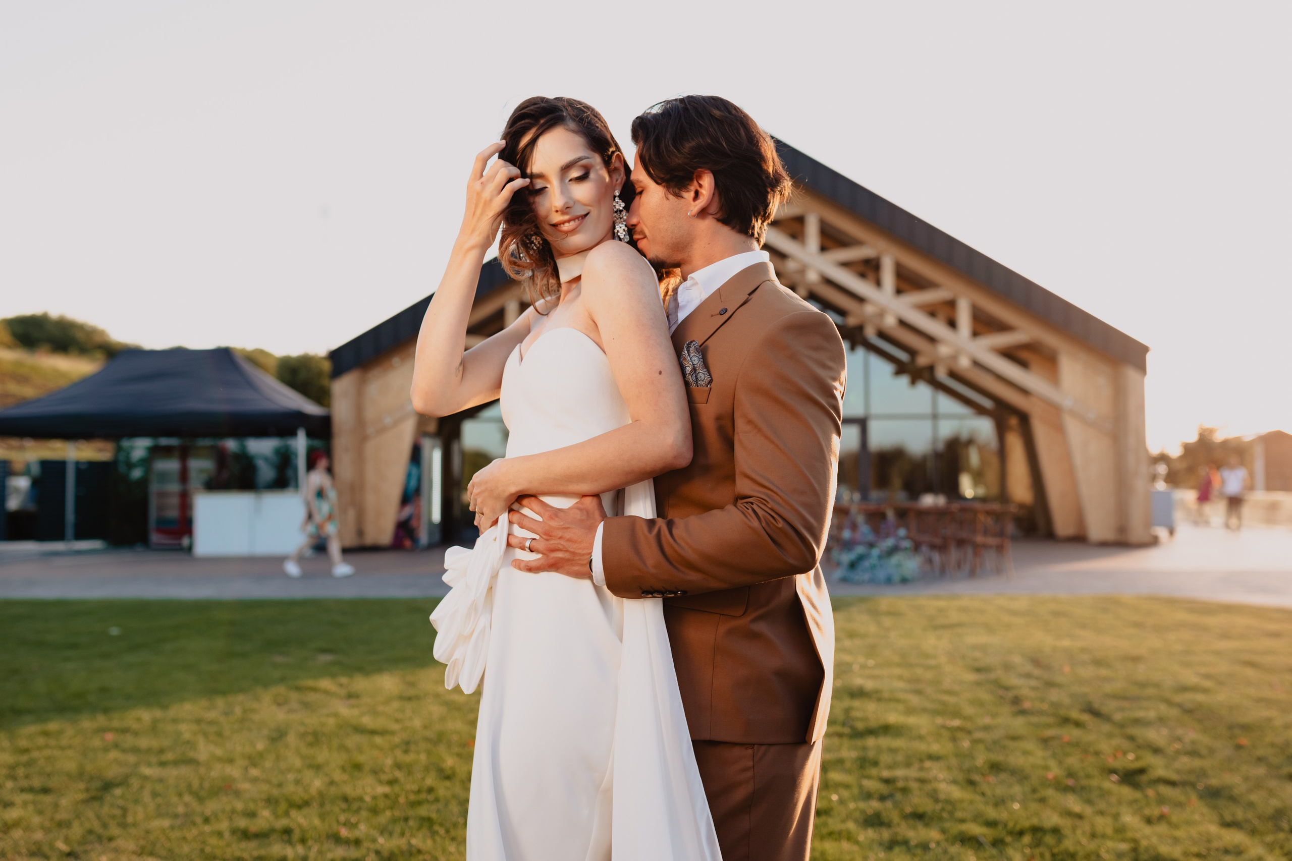 This could be your wedding day. Fotograf de nunta — documenting your love story with a touch of editorial — wedding photographer