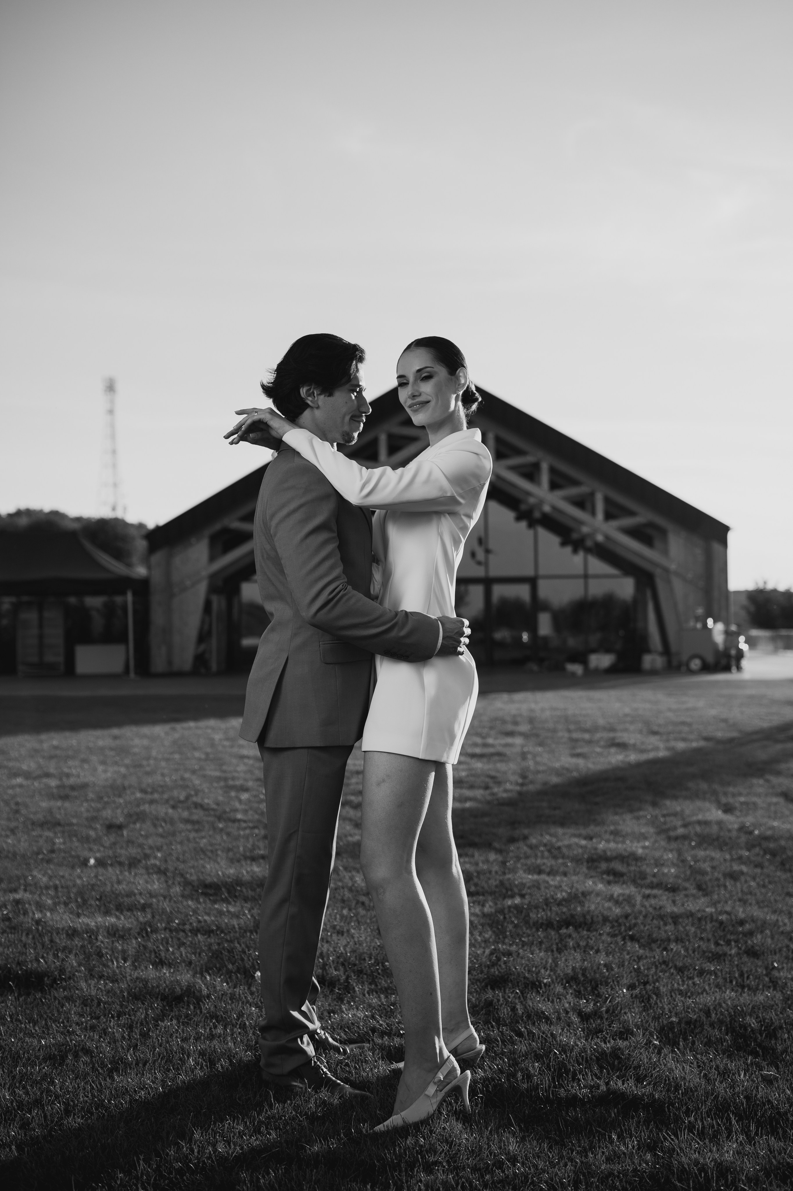 Styled shot at The Barn, Cluj. Fotograf de nunta — documenting your love story with a touch of editorial — wedding photographer