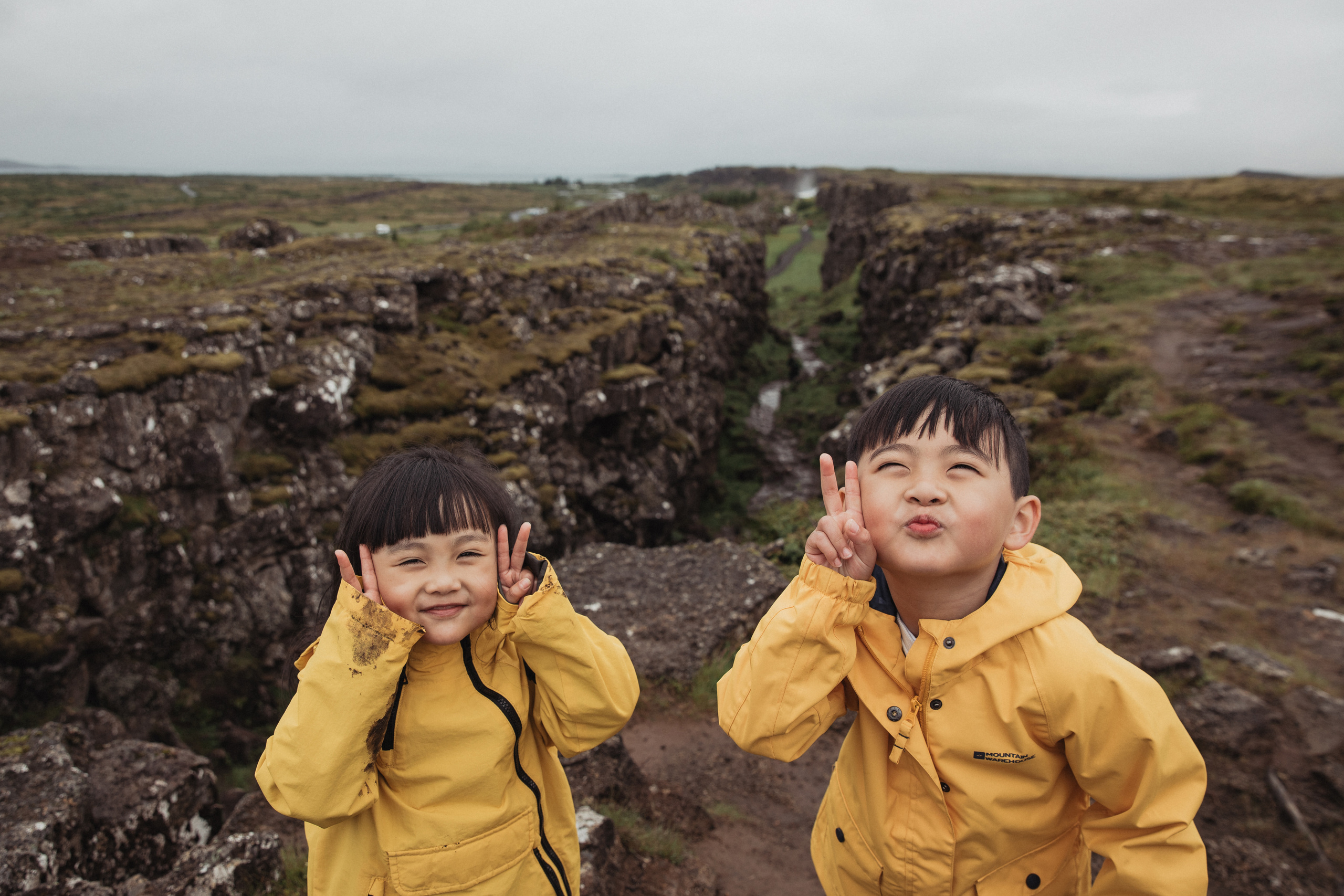 Family photoshoot in Iceland. Iceland elopement photographer & videographer