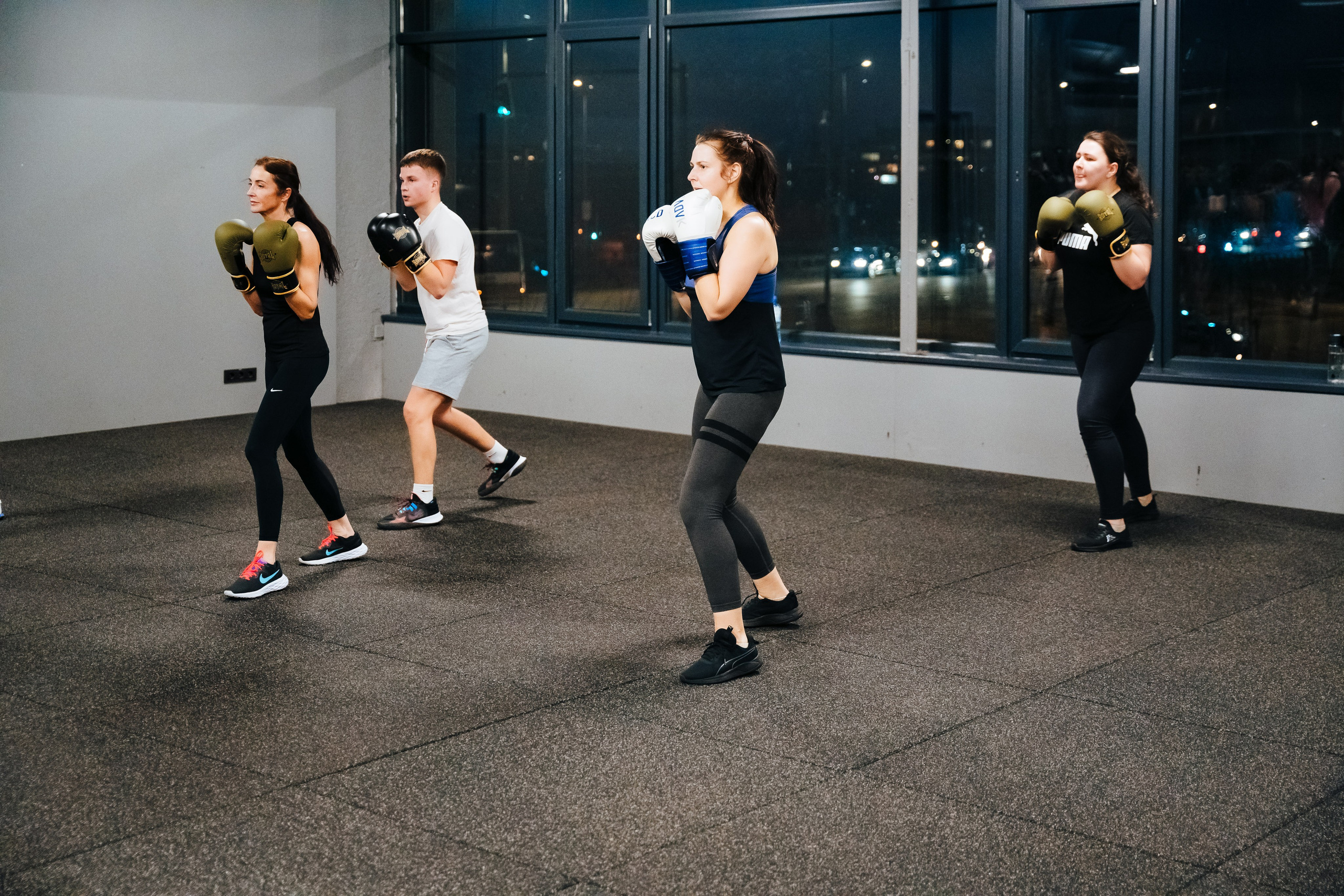 Gym+ Muay Thai. OnePIXEL