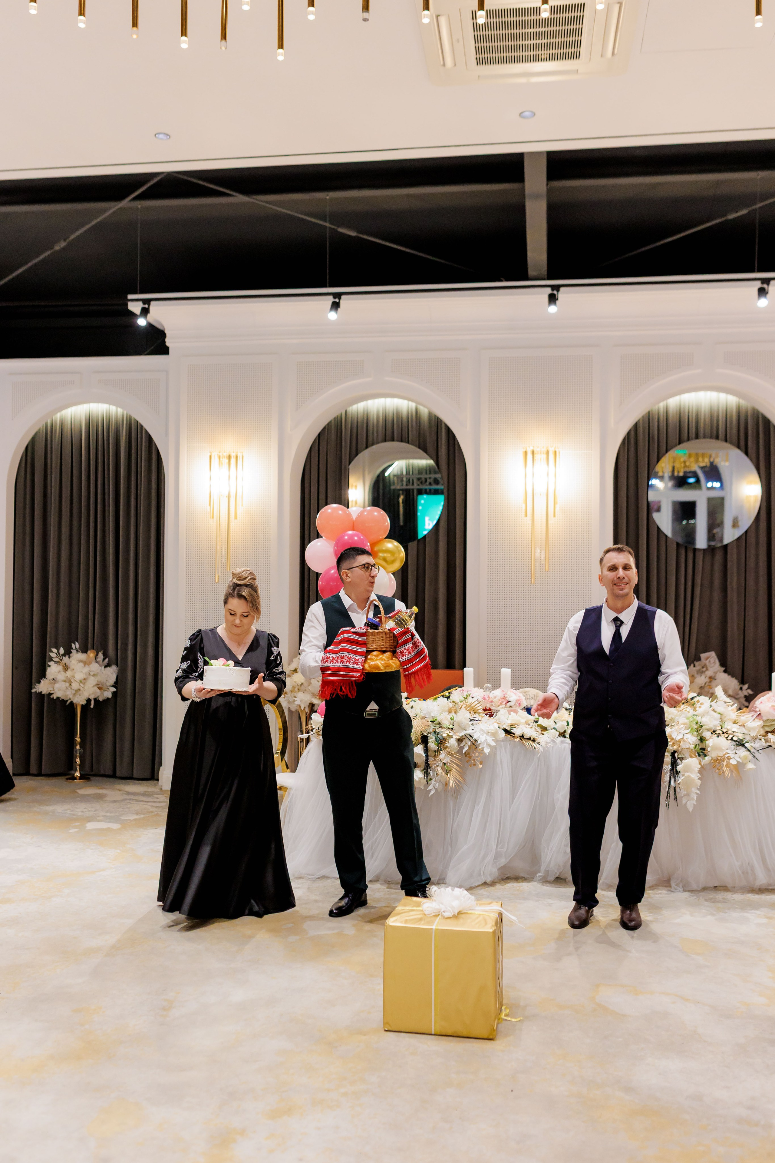 Povestea voastră, regizată de noi |Cristi Turculet Videograf Nuntă Suceava | wedding highlight. Servicii foto-video profesionale, pentru momente de neuitat