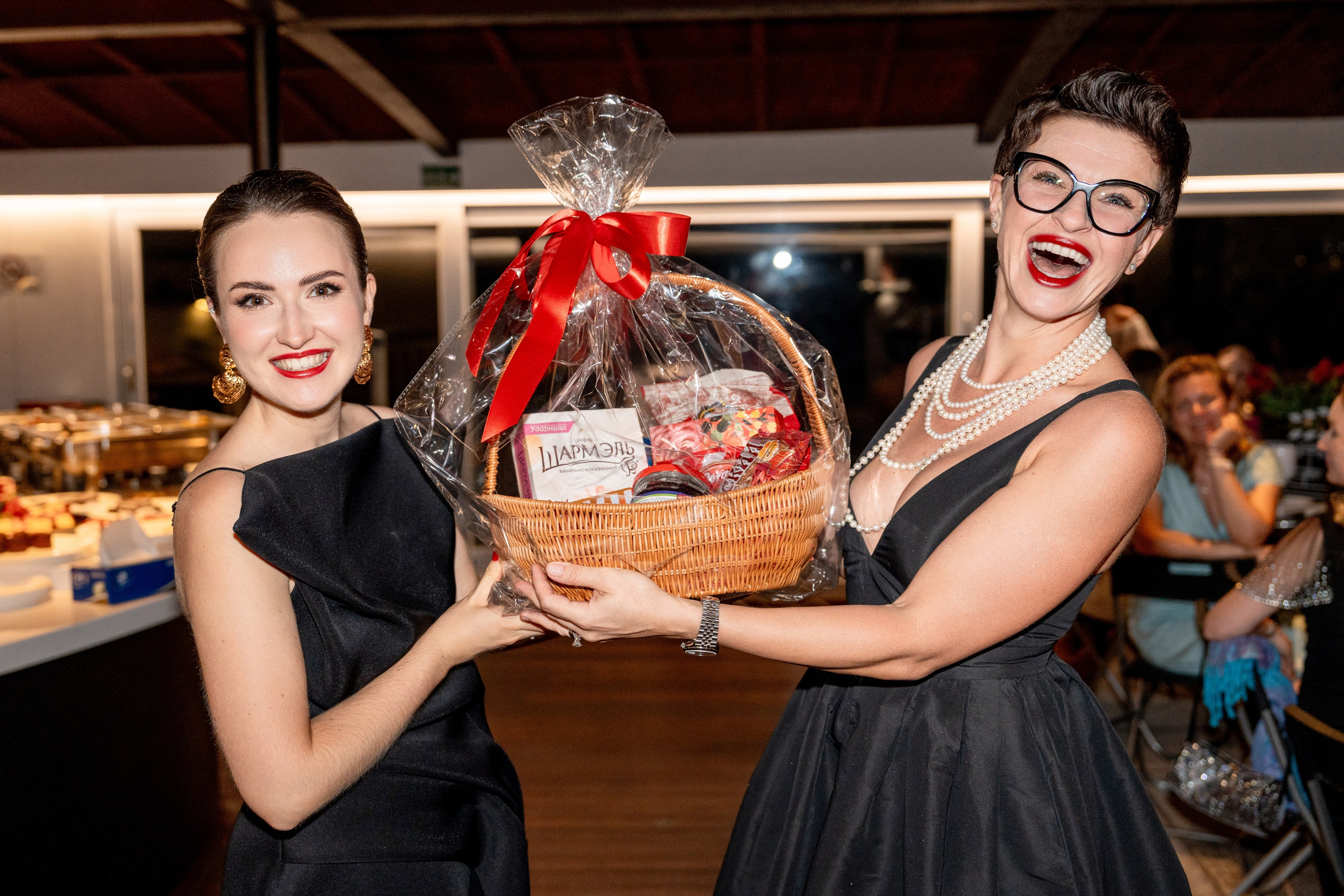 W4W BOAT PARTY. PHOTOGRAPHER IN HONG KONG (WEDDING, FASHION, FAMILY, EVENTS)