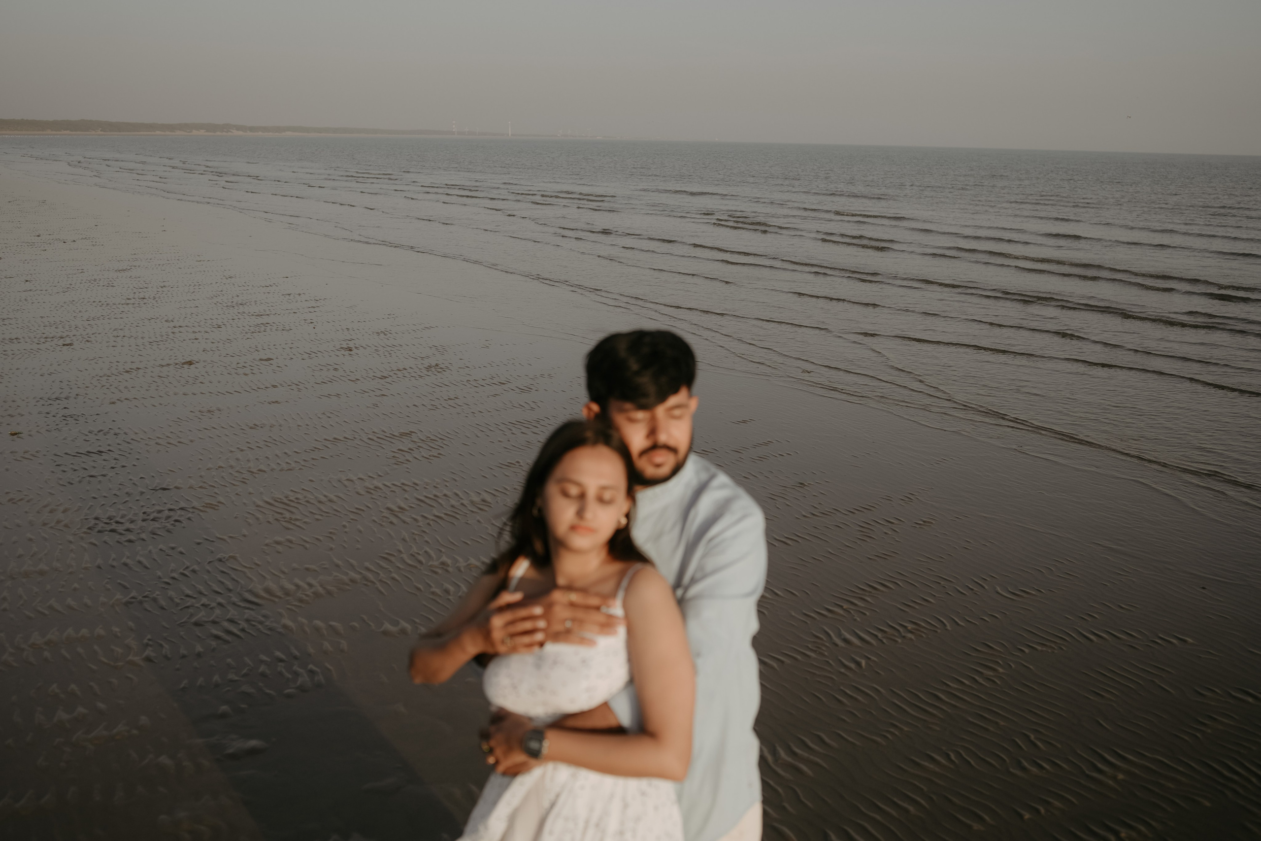 COUPLE SESSIONS. Love Emotions Weddings