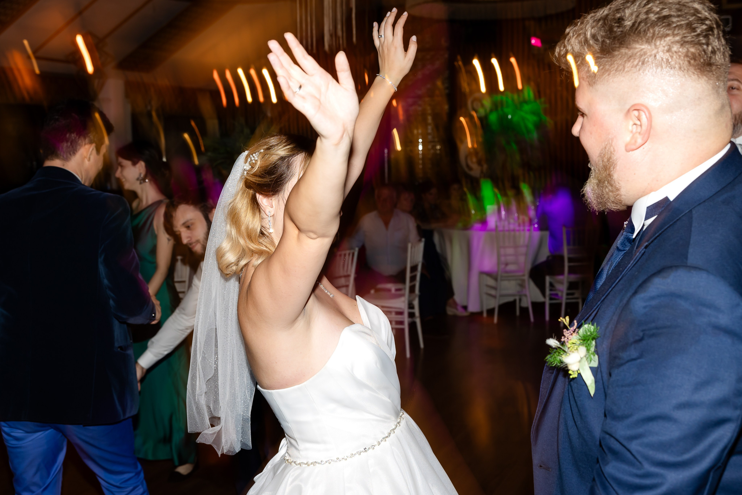 Nunta Velveto Pool. MDimaFotoStudio. Fotograf de nuntă, evenimente private și de familie