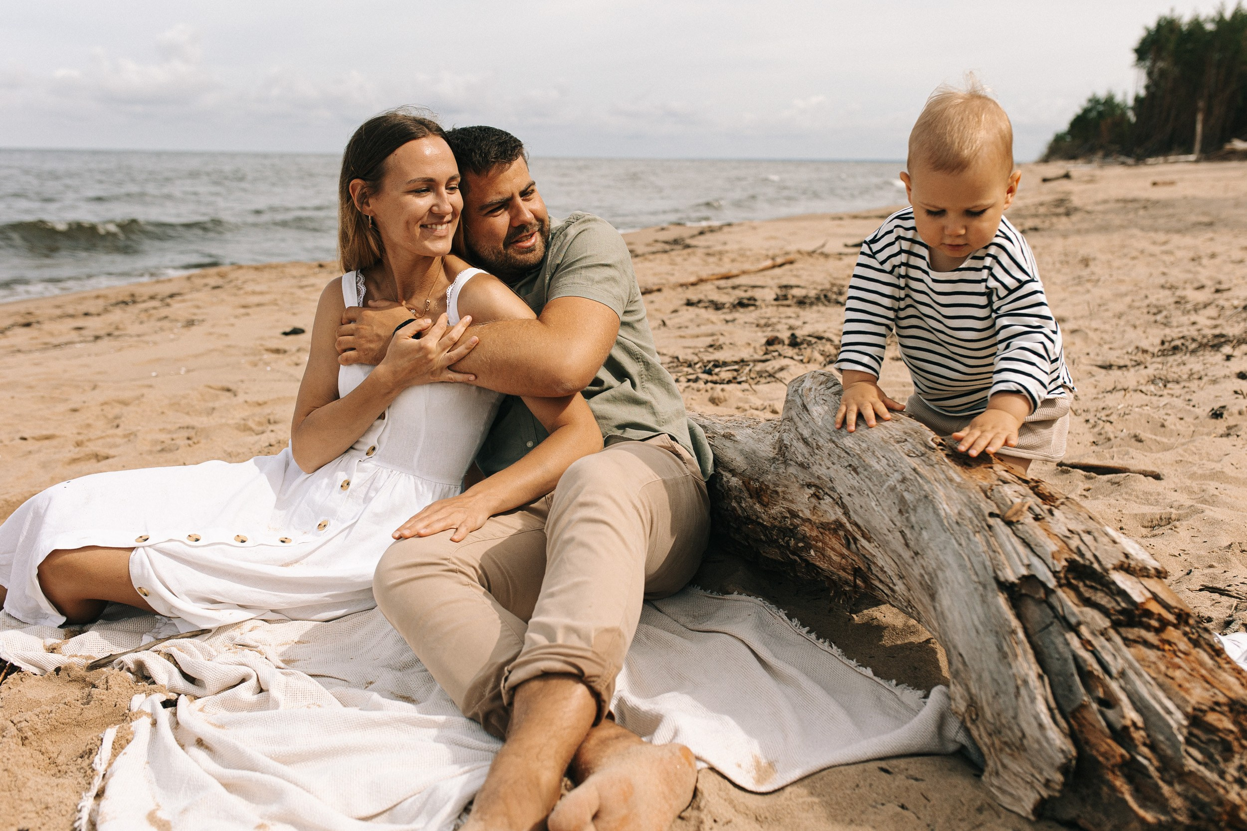 INDIVIDUĀLA, PĀRA, ĢIMENES FOTOSESIJAS CENA