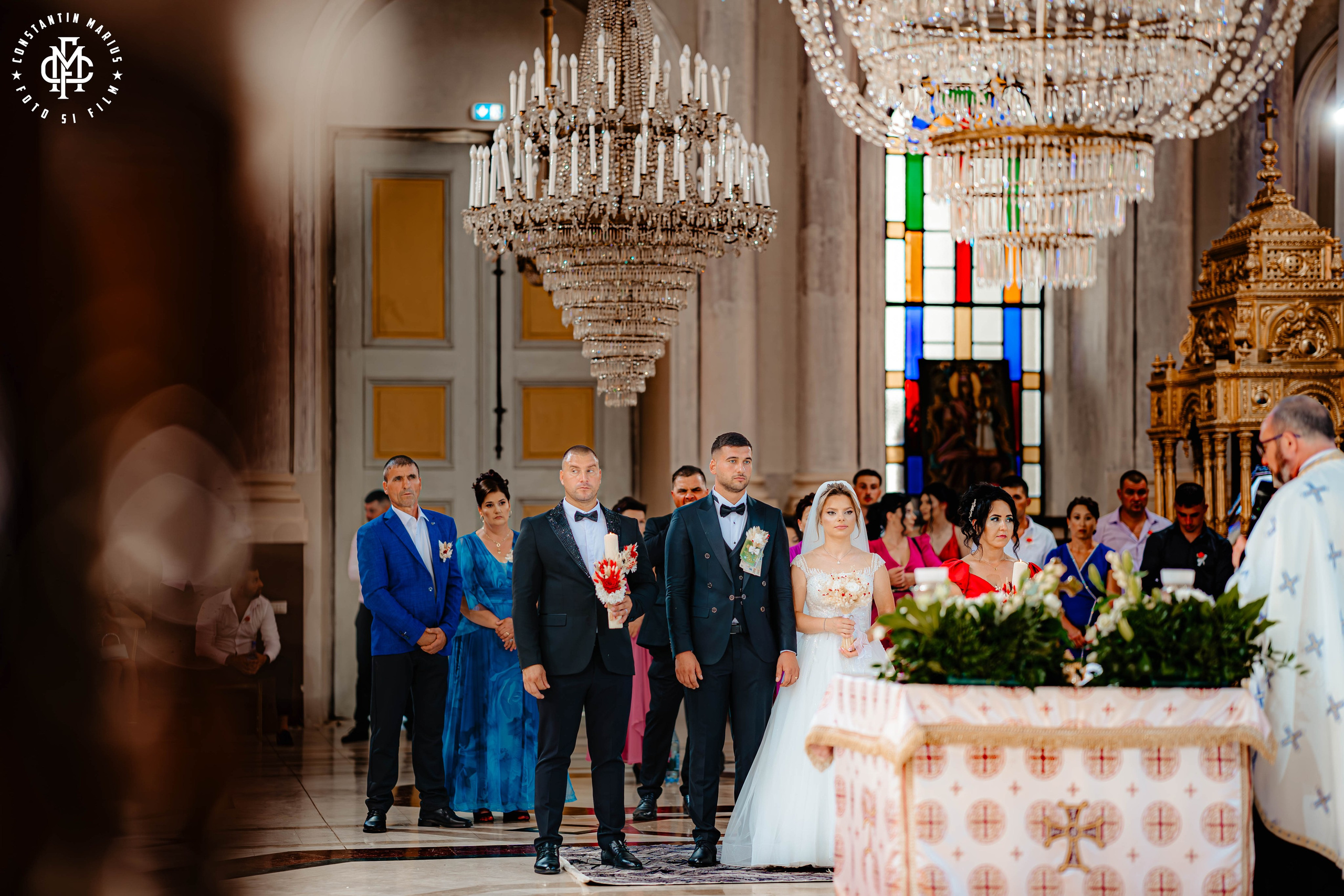 WEDDING PHOTOGRAPHY. DESPRE NOI