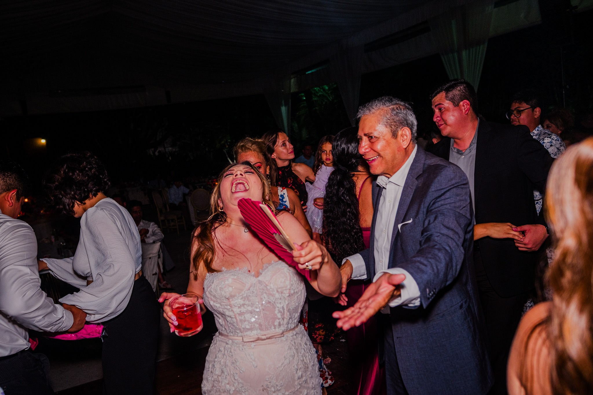 Abril & Dylan / Morelos. Wedding and family photographer in Mexico City