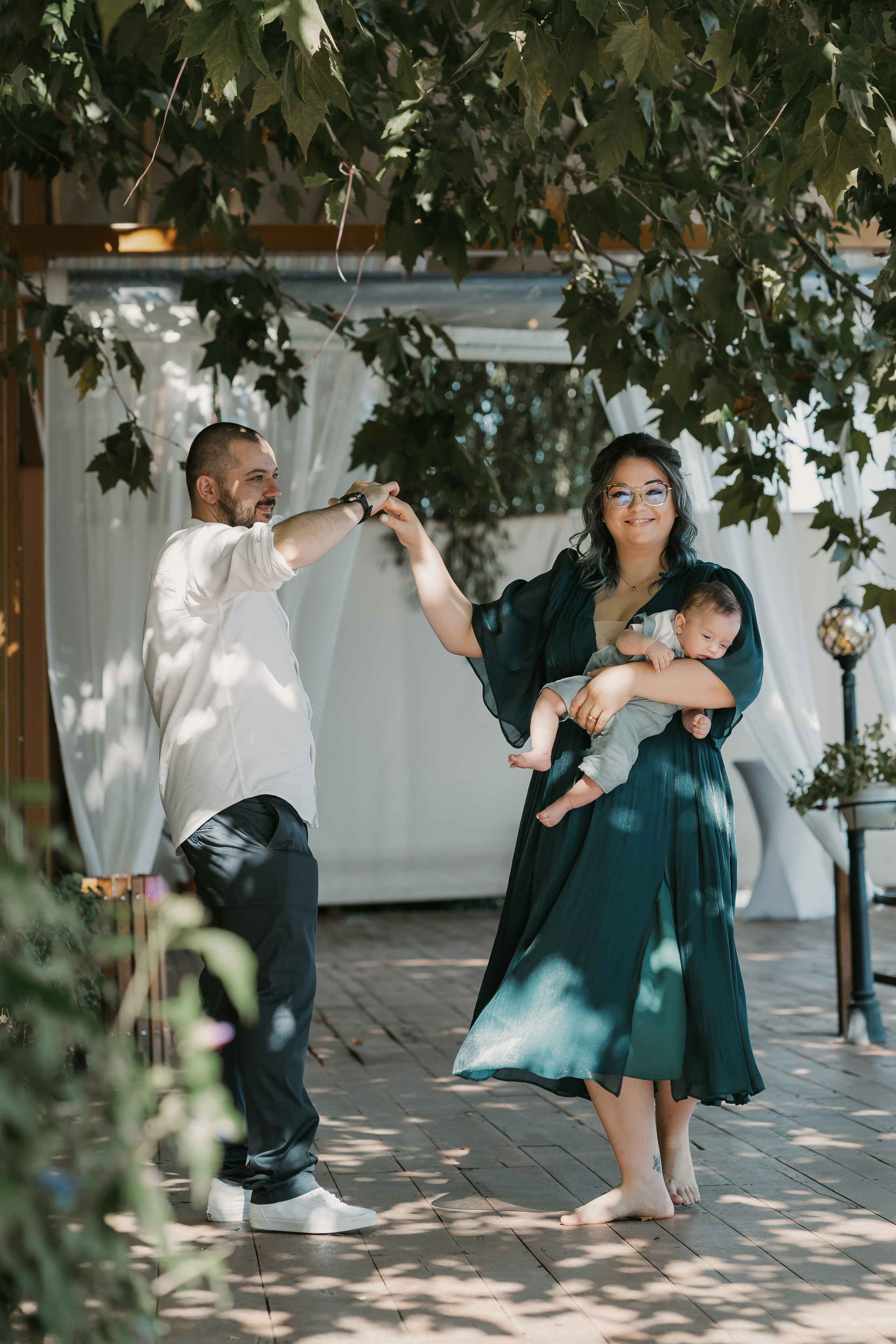 Darius Theodor. Dara Lens | The art of remembering