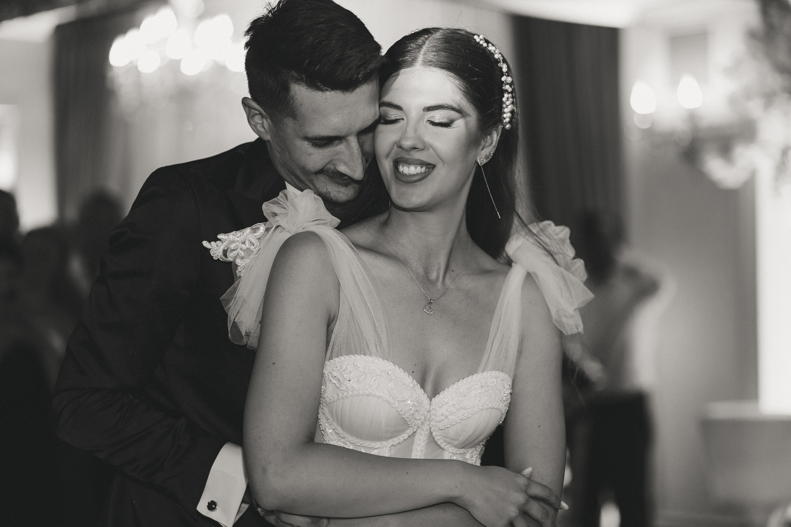 Simona & Gabriel. Dara Lens | The art of remembering