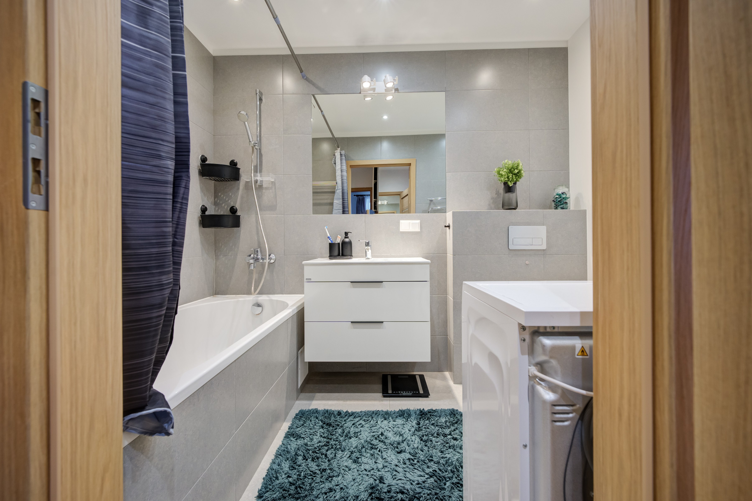 Karaliaučiaus g. 9 c, 2 k buto fotosesija. Elina Sapiega fotografė Vilniuje