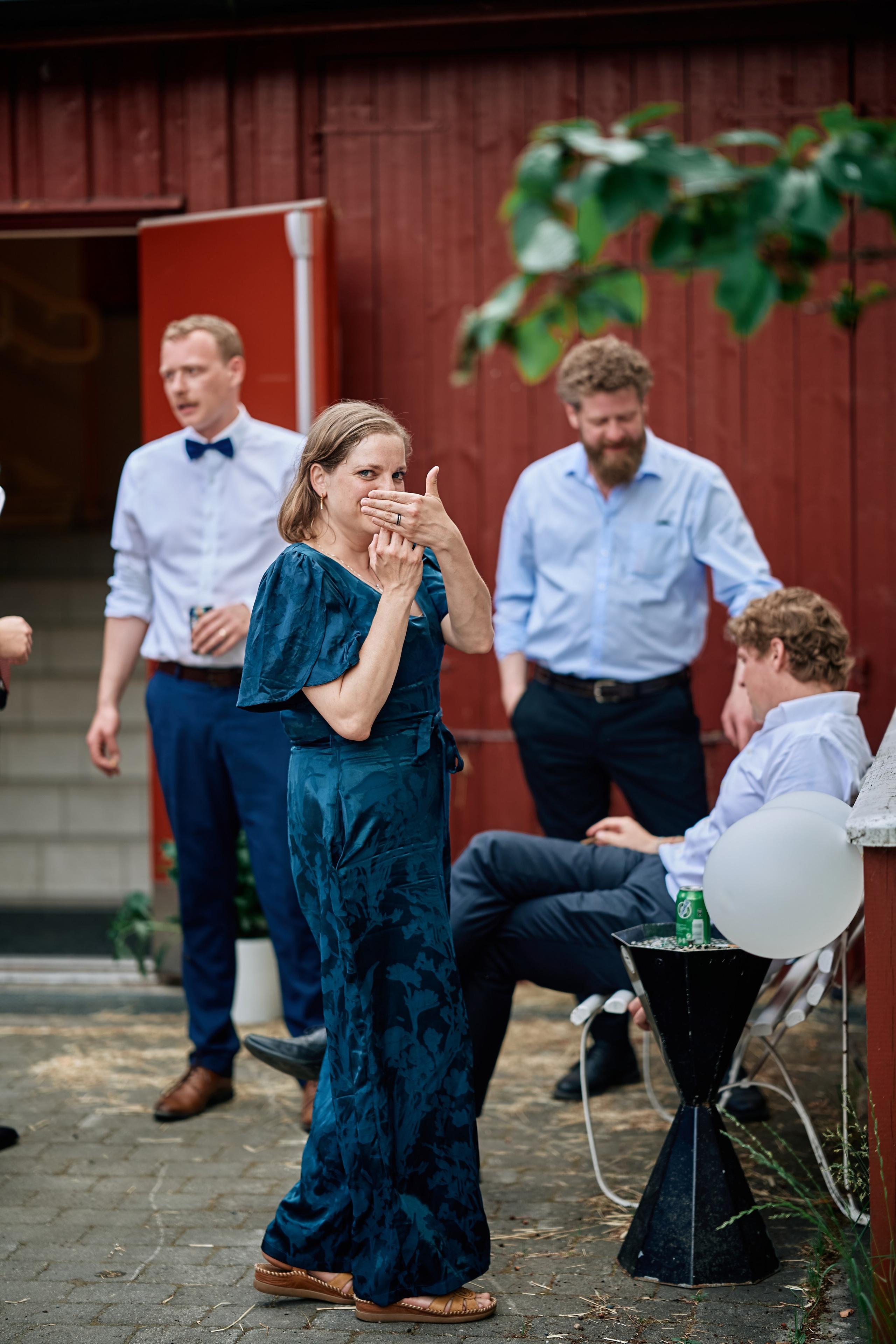 The Longest Day of June. Bryllupsfotograf i Oslo. André Korsak – candid og dokumentarisk fotograf