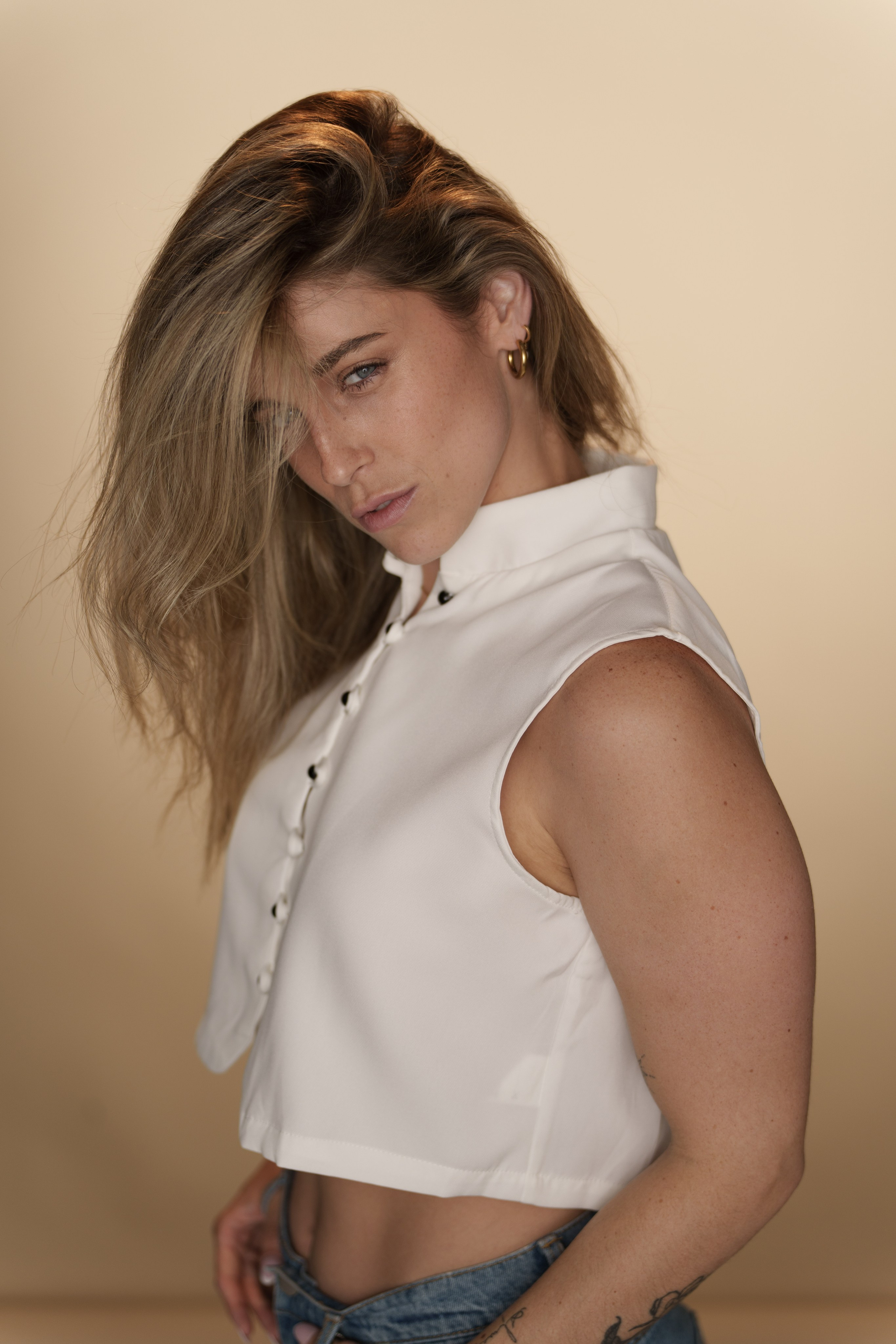 „Kölsch&Shoot“ in Cologne w/ Lisa (Set #3). URBANSTREETFILES.ART