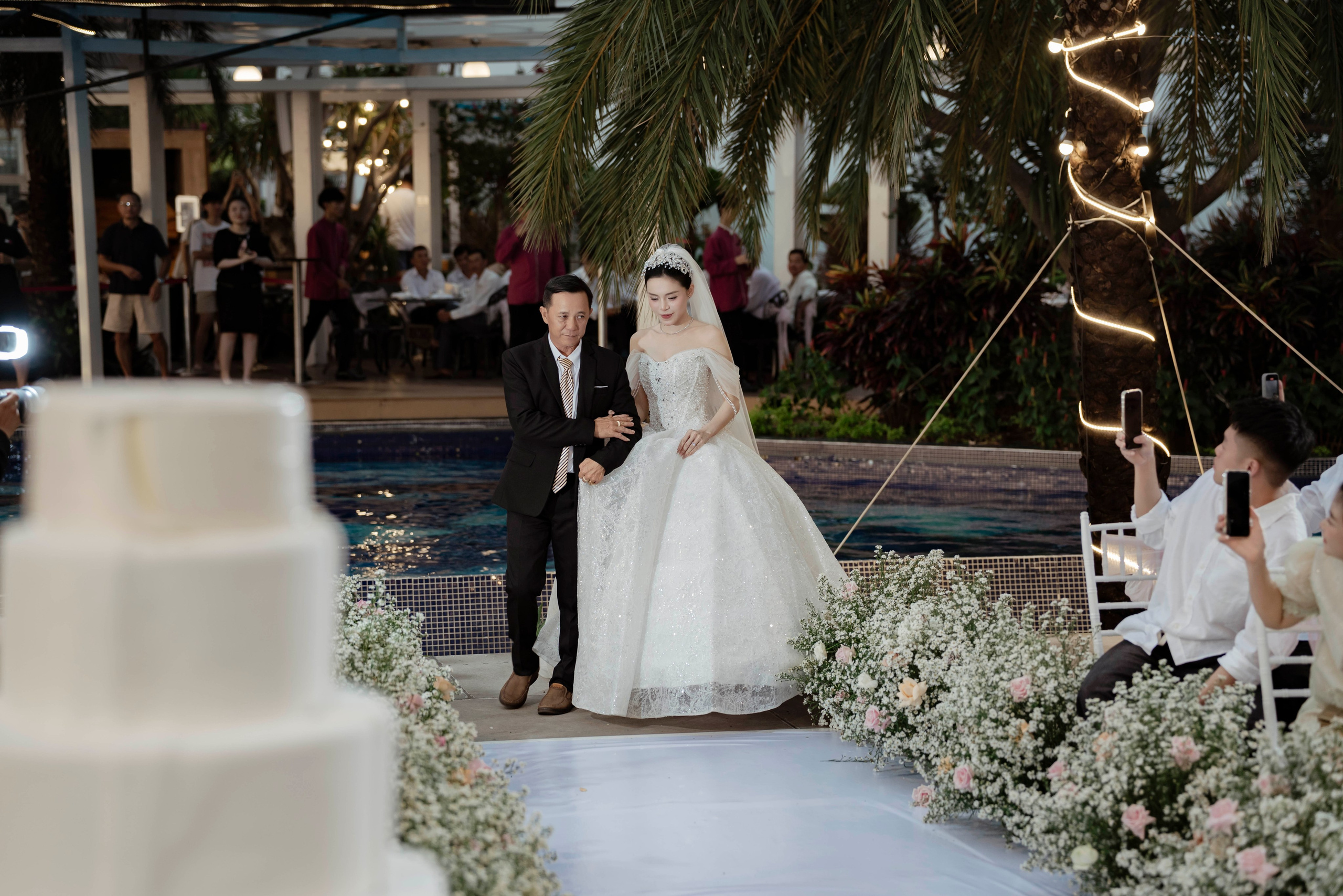 KYWU & NHI. WEDDING PHOTOGRAPHER IN VIETNAM