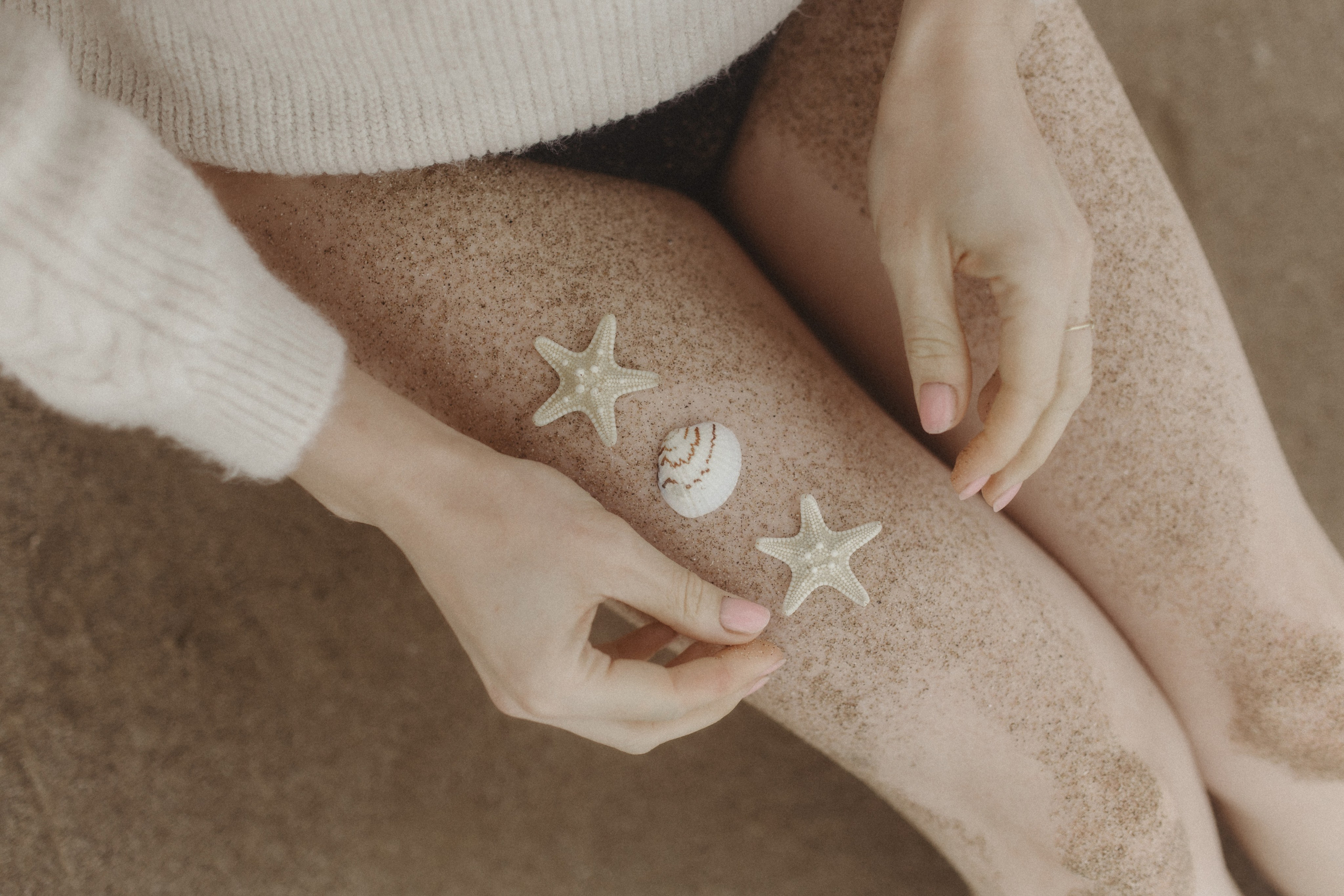 Seaside Session. Wedding and Portrait Photographer Evie Moon