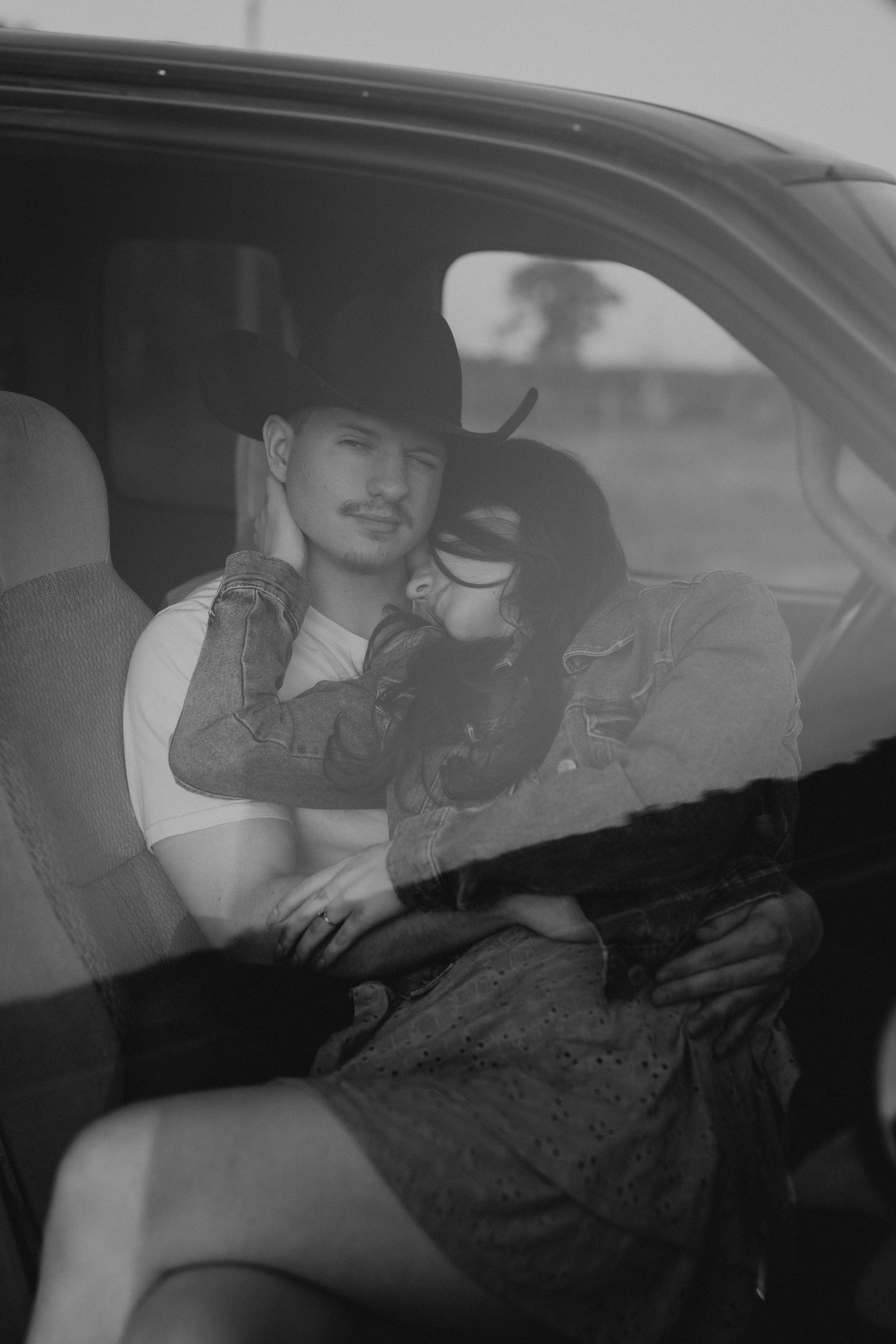 Summer Evening in a Pickup Truck. Photographer Viktoriia Skavronskaya
