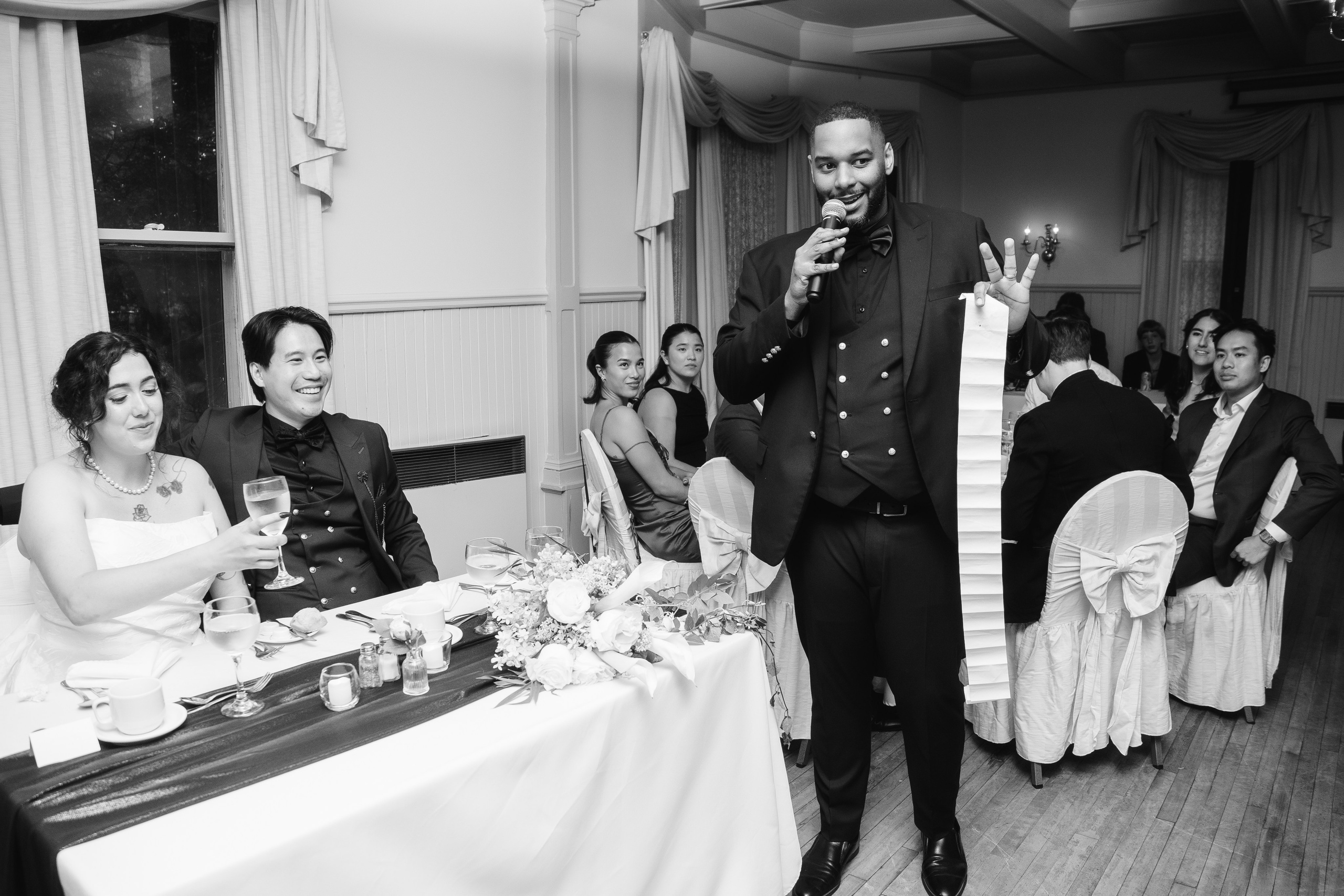 Wedding of Camille and Dinh. Wedding and Family Photography Montreal Muriel Oe Photo