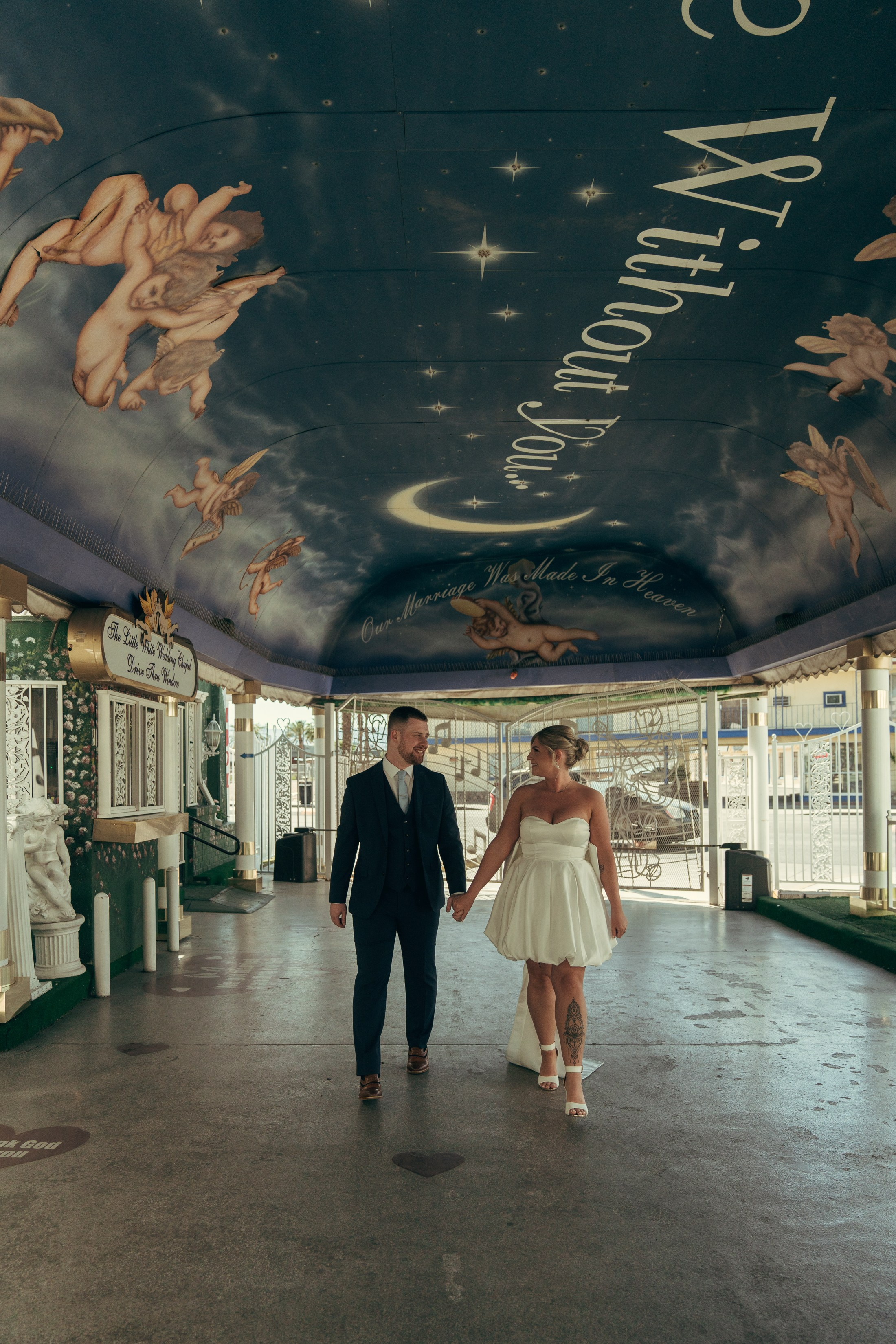 Lauren&Callum. Wedding & elopement photographer Viktoriya Kravtsov. Las Vegas