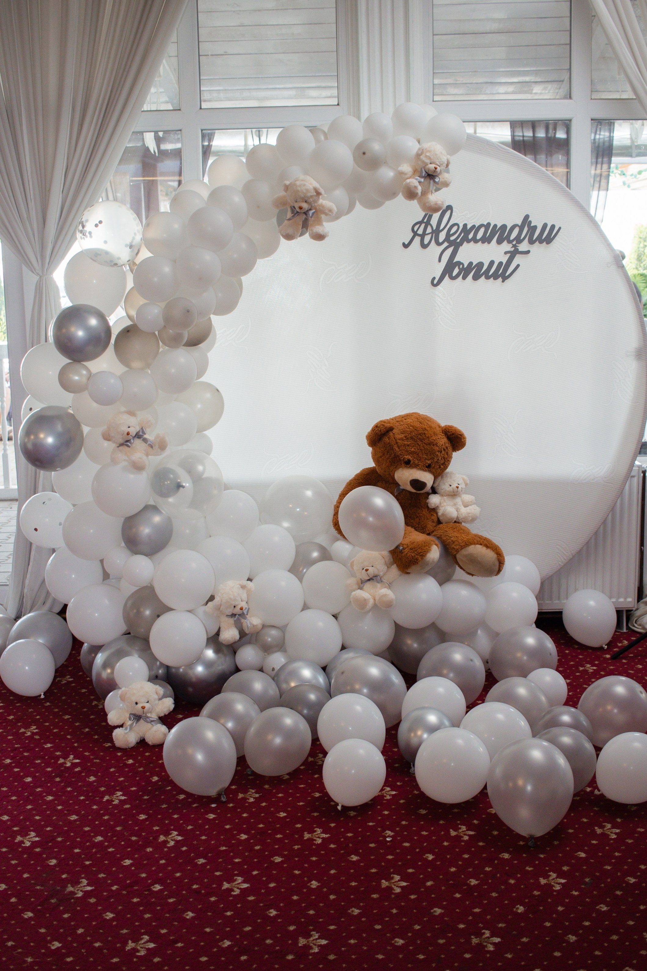 Alexandru-Ioan. Fotograf si videograf — evenimente si studio