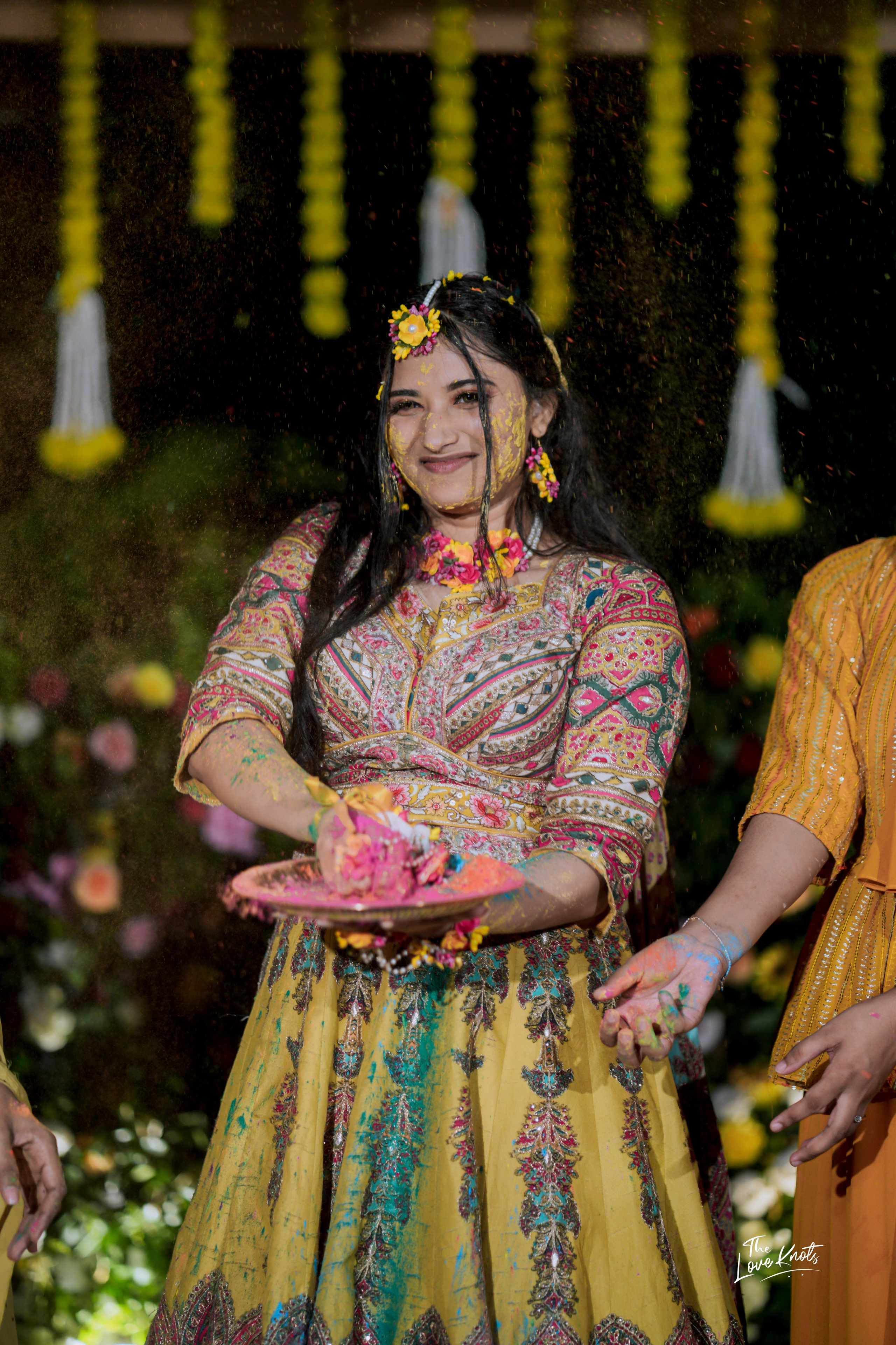 SHAHANA. Theloveknots