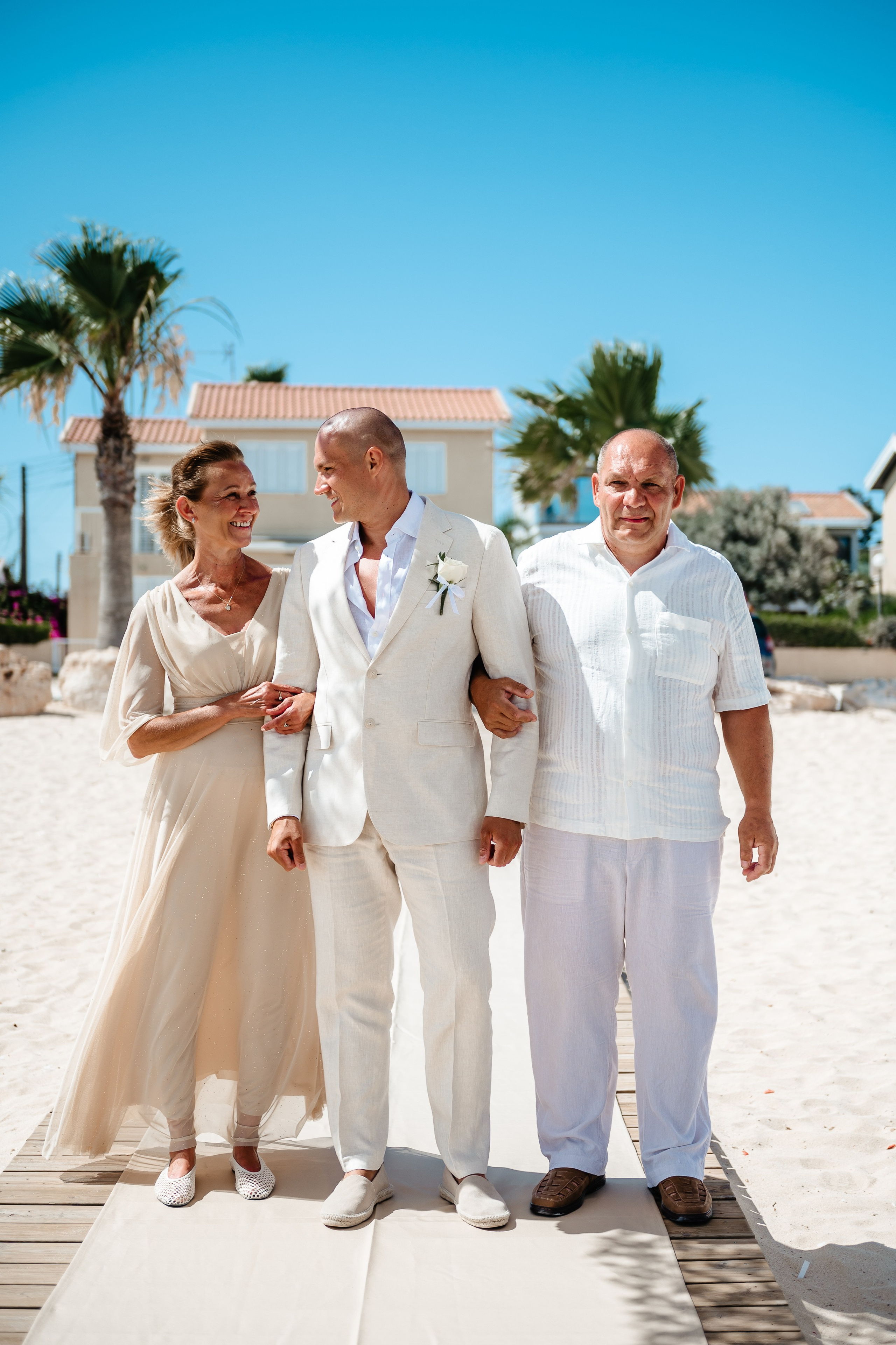 Sirens beach ceremony. AdrianOltean.wfolio.pro