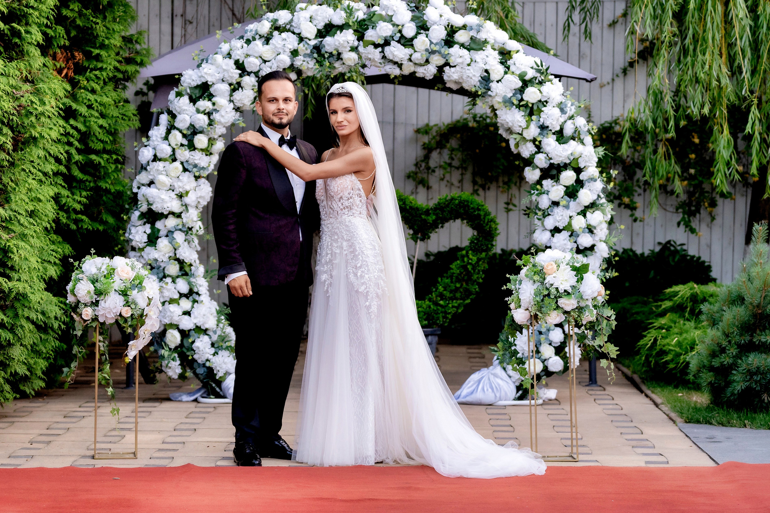 Laura si Felix - Nunta la Domeniile Saftica. Fotografi de nunta in Bucuresti, Iulia si Stefan Ovidiu