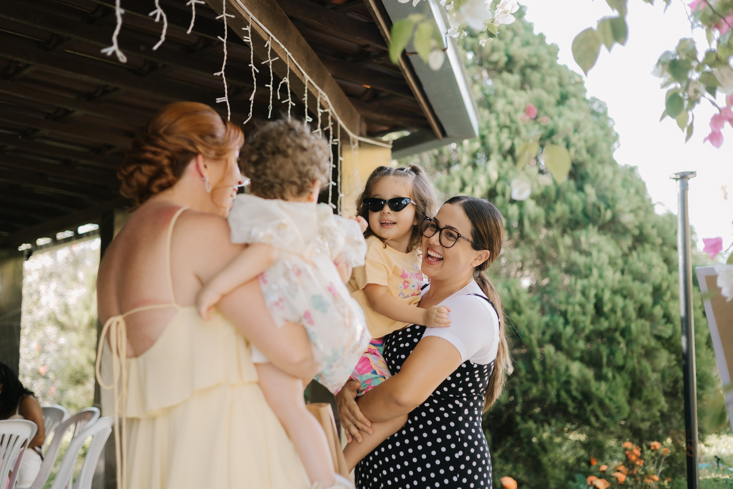Aurora — 1 ano. Fotógrafo Richard Silvestre — Casamentos na Bahia