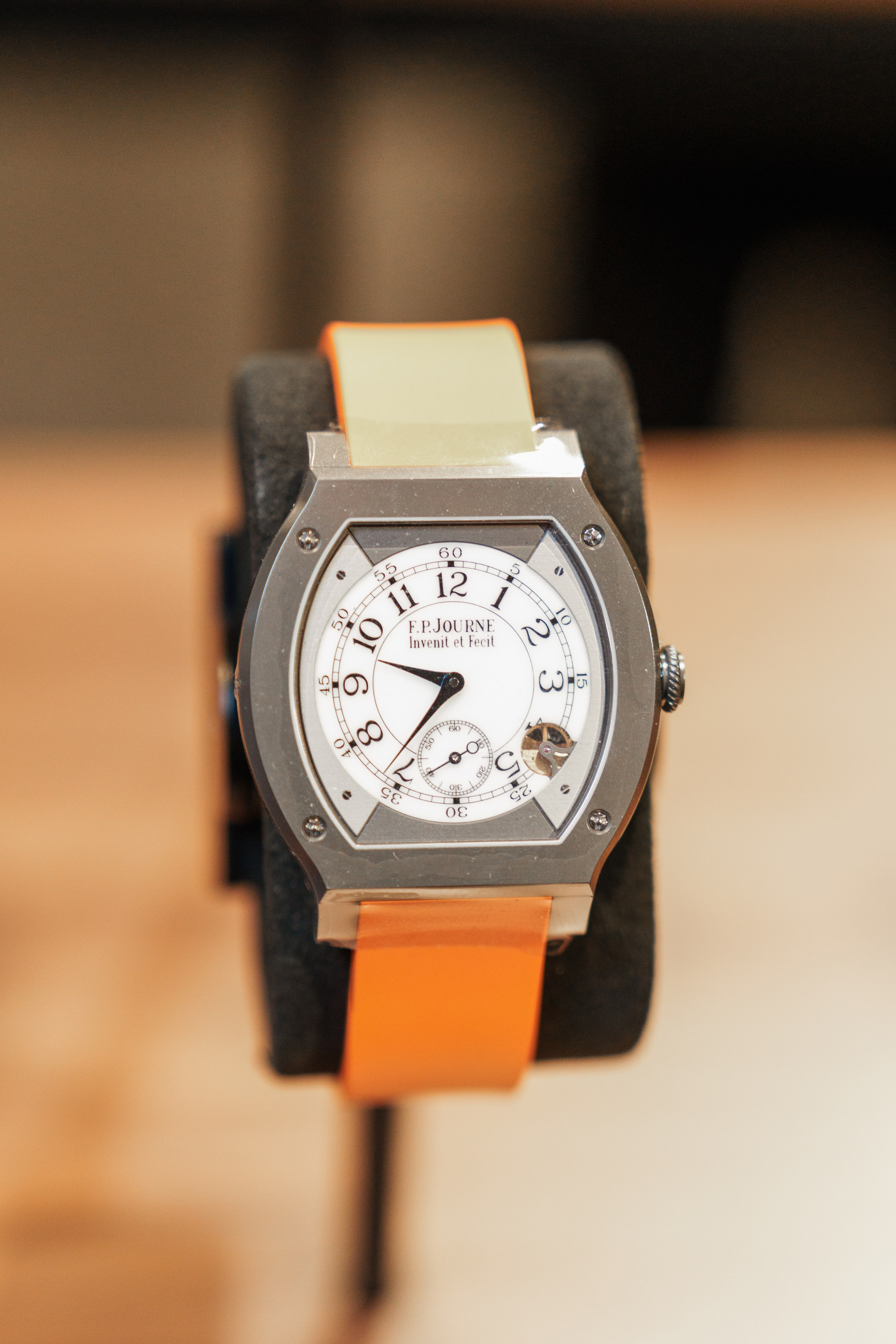 WATCHBOX. ФОТОГРАФ В ГОНКОНГЕ (СВАДЬБЫ, FASHION, СЕМЕЙНЫЕ, МЕРОПРИЯТИЯ, ФОТОПРОГУЛКИ)