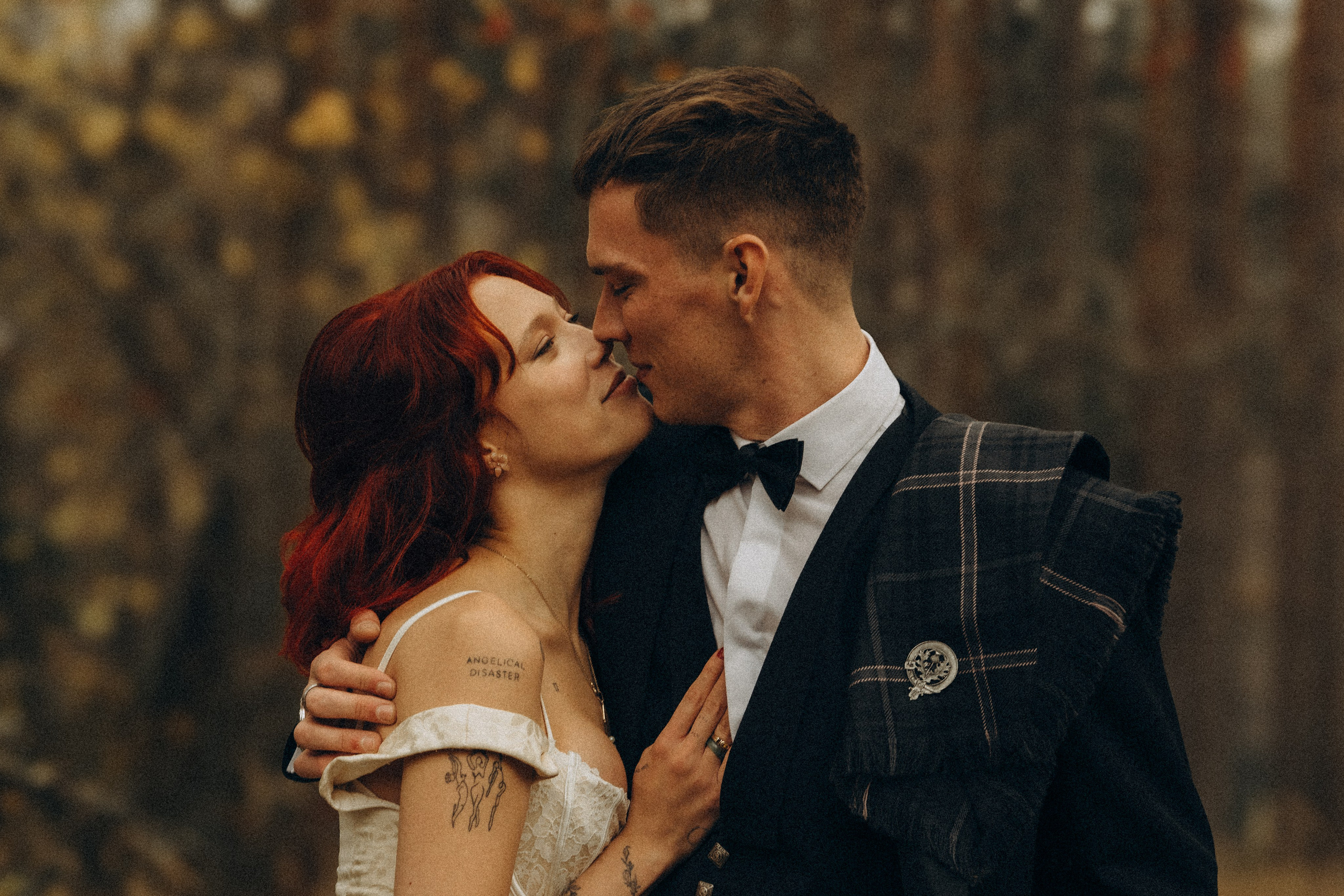 Venla & Kerr. Wedding and portrait photographer in Helsinki Vickan O