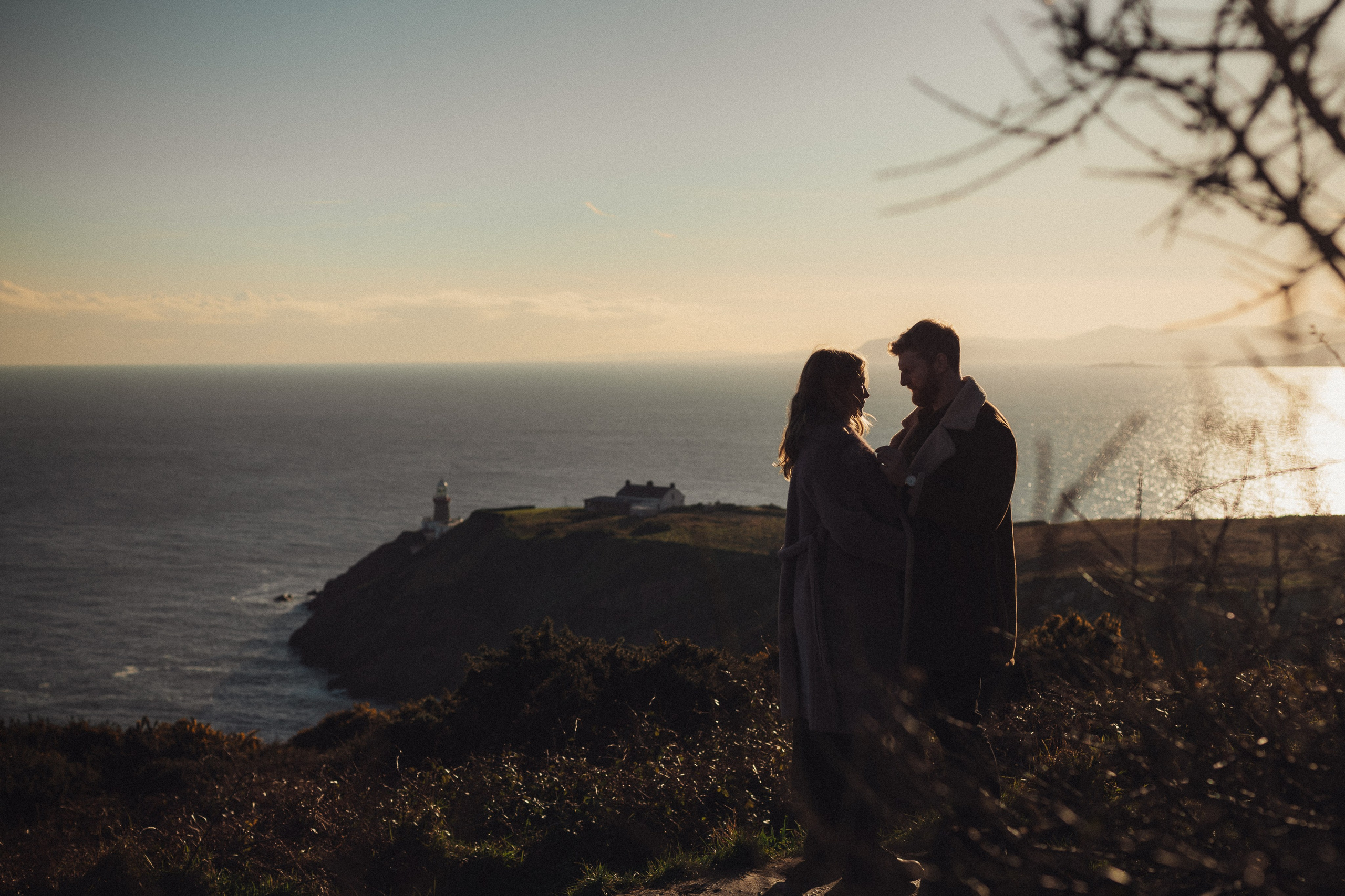 Howth cliff photoshoot. Wedding & Family photographer in County Donegal and Dublin, Ireland