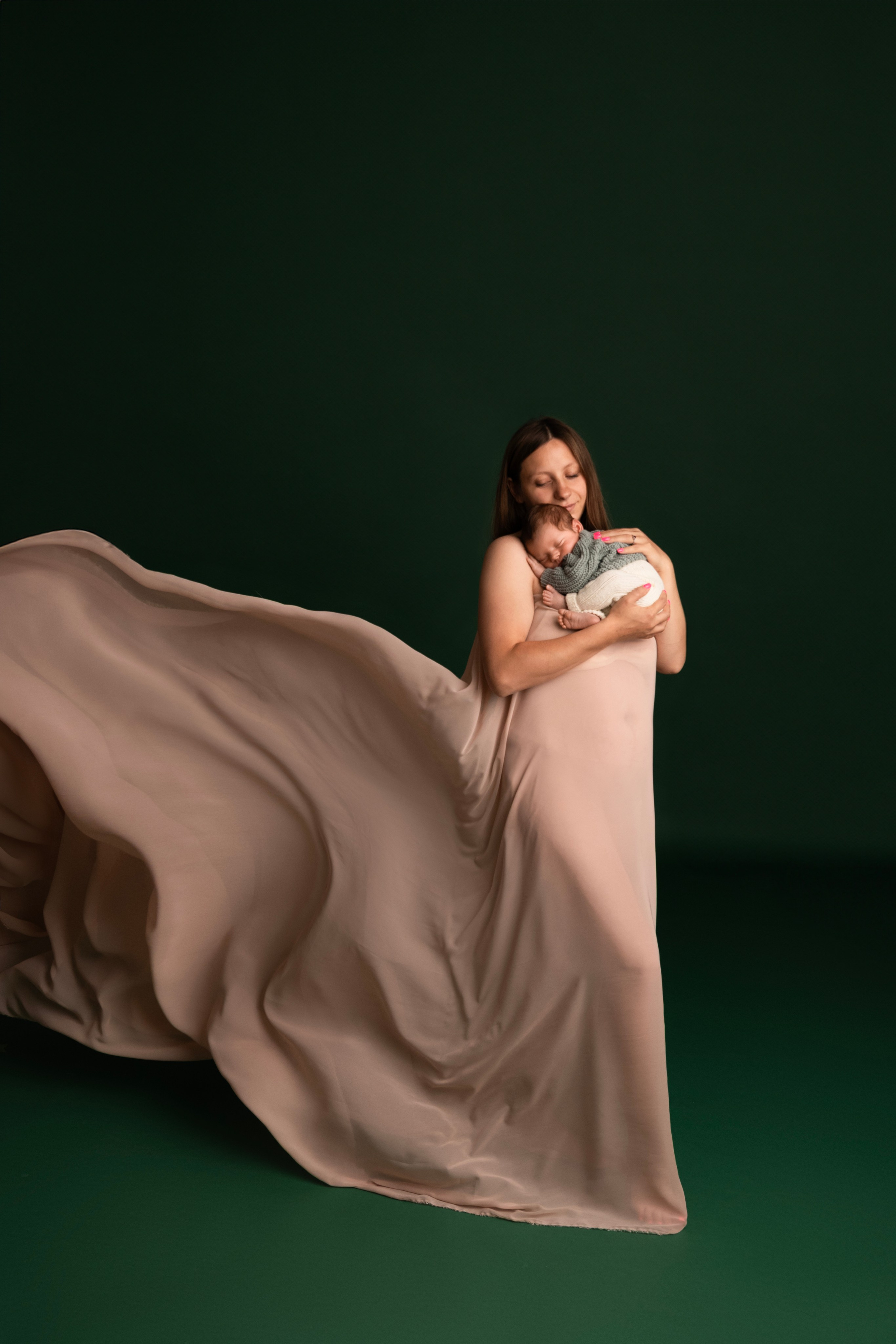 Sesja newborn. VideofotKA.pl