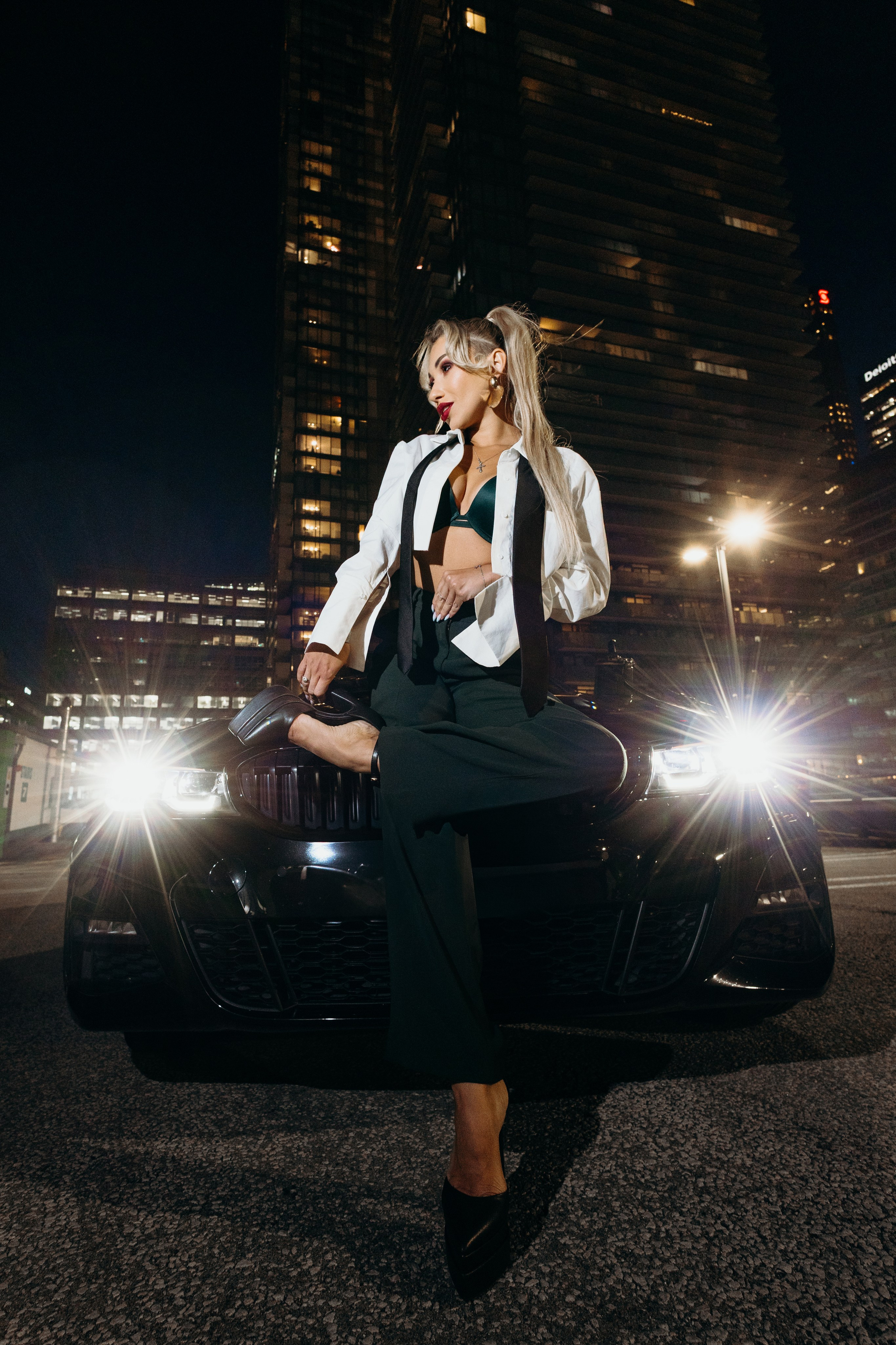 Rooftop Flash Drive. Alex UA — Toronto photographer