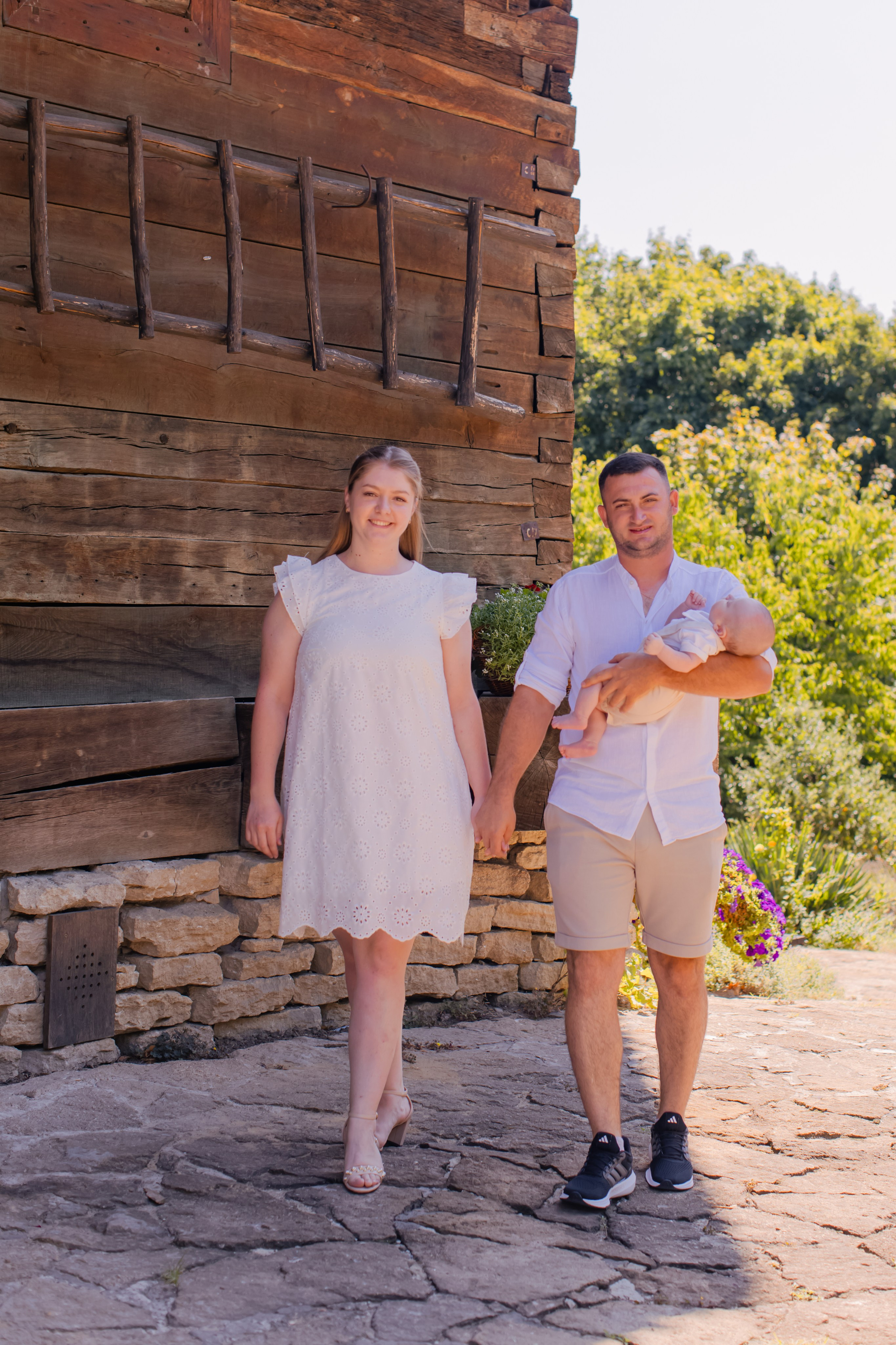 Botez Biserica de Lemn. Fotograf Moldova | Fotograf Chișinău | Fotograf de familie Chișinău |Fotograf Botez | Fotograf Însărcinate Moldova | Fotograf Neworn