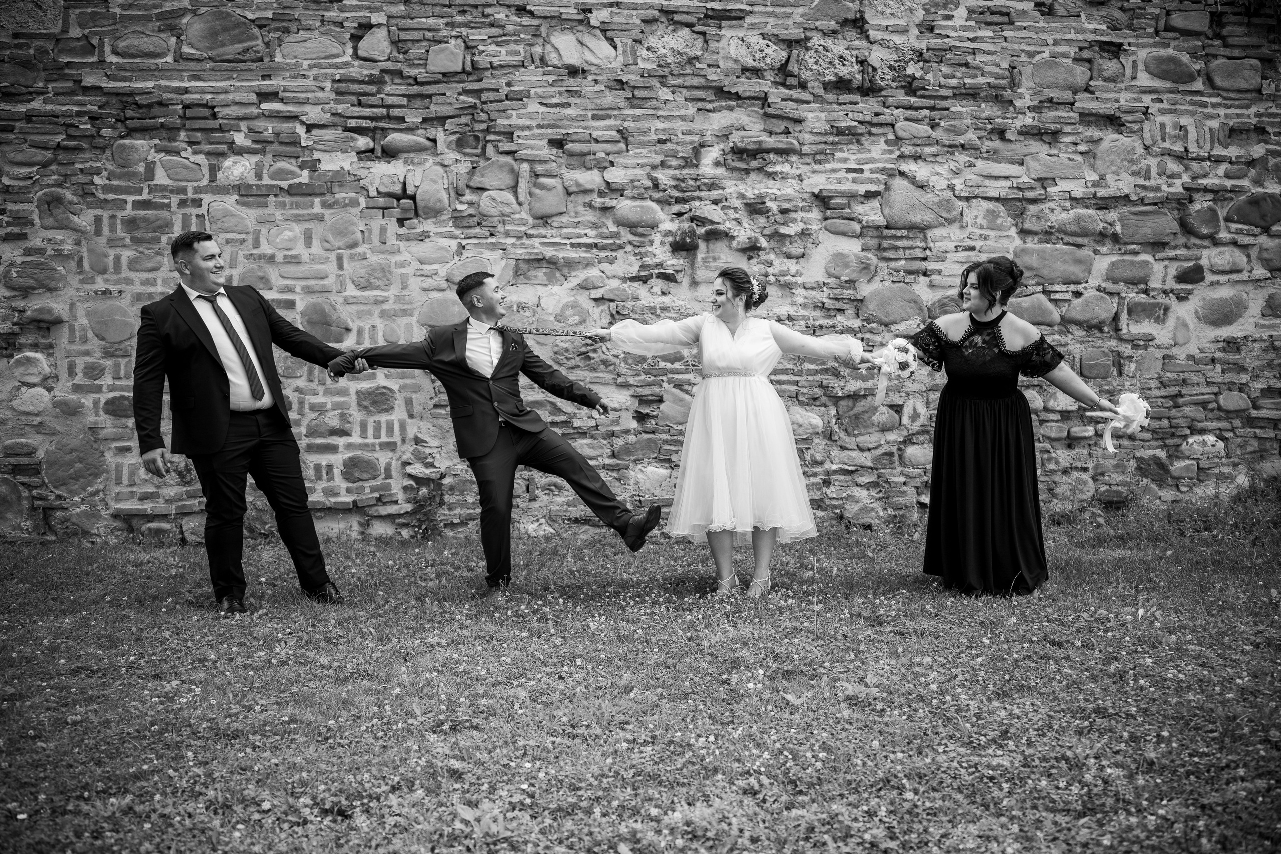 CUNUNIE - PRIMII PAȘI ÎN DOI