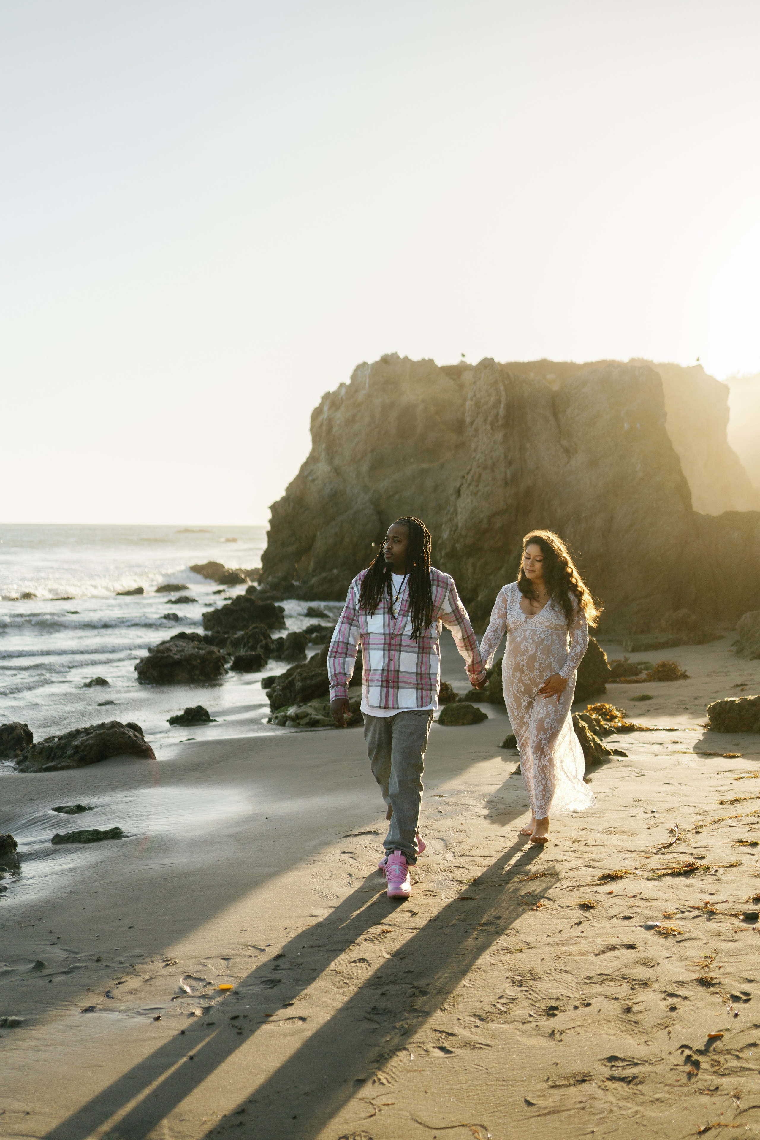 El Matador Beach Maternity Session. Wedding Photography & Videography Team in California, Los Angeles, San Francisco, San Diego and Travel