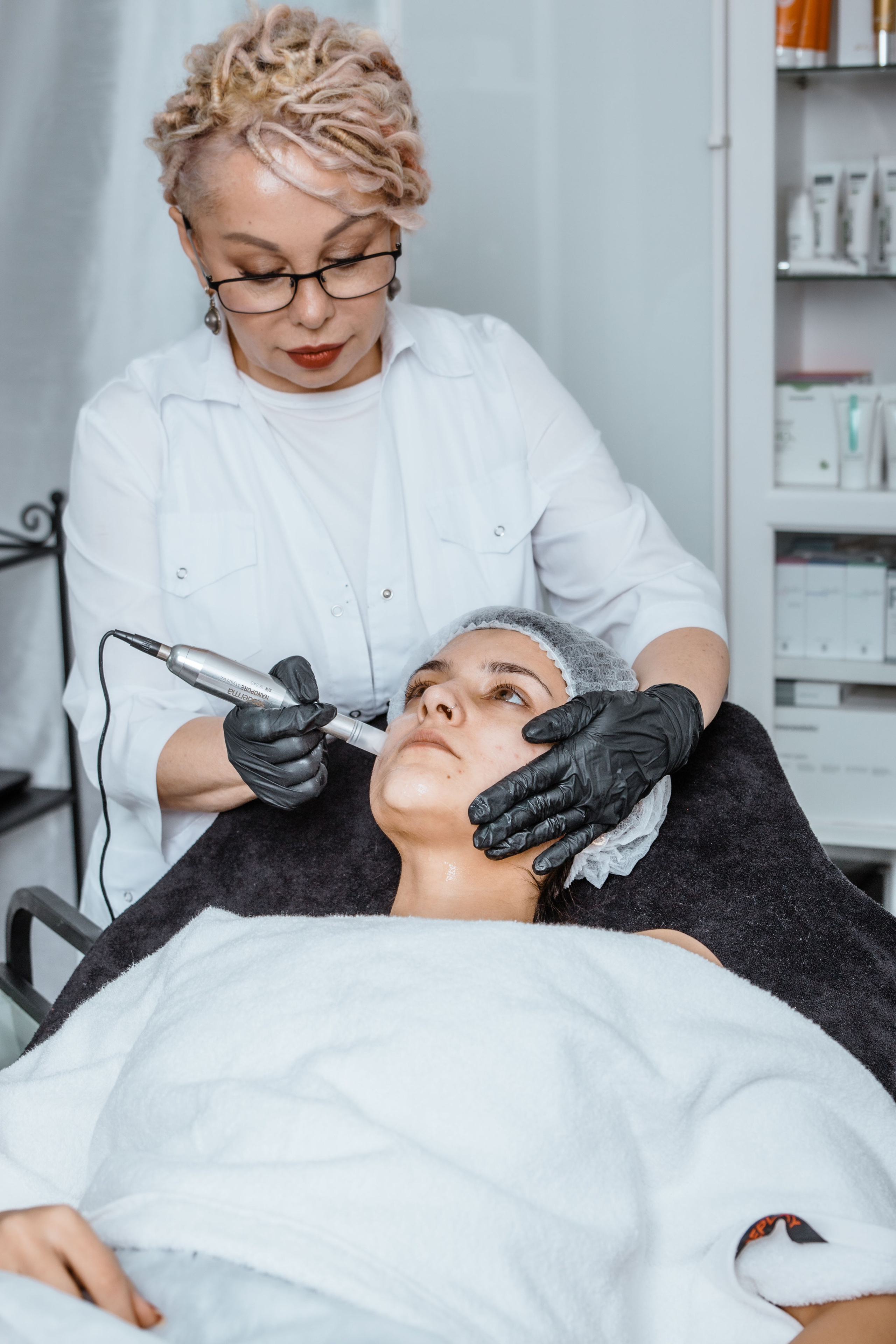 Business Photoshoot for Cosmetologist. Kseny Kolesnik Photography