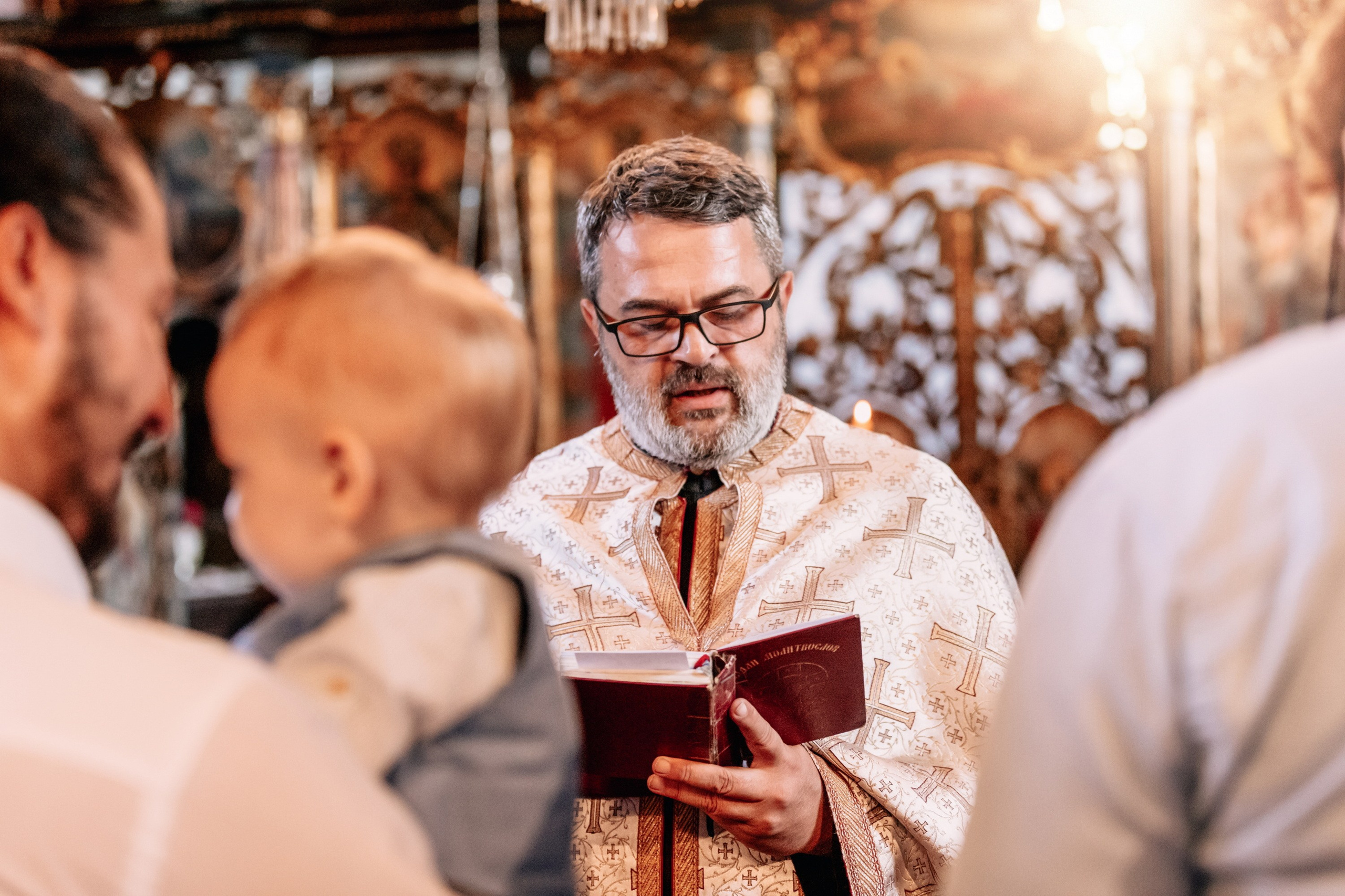FOTOGRAFISANJE KRŠTENJA. Fotografi iz Backog Petrovca David i Andrea Stojanovic