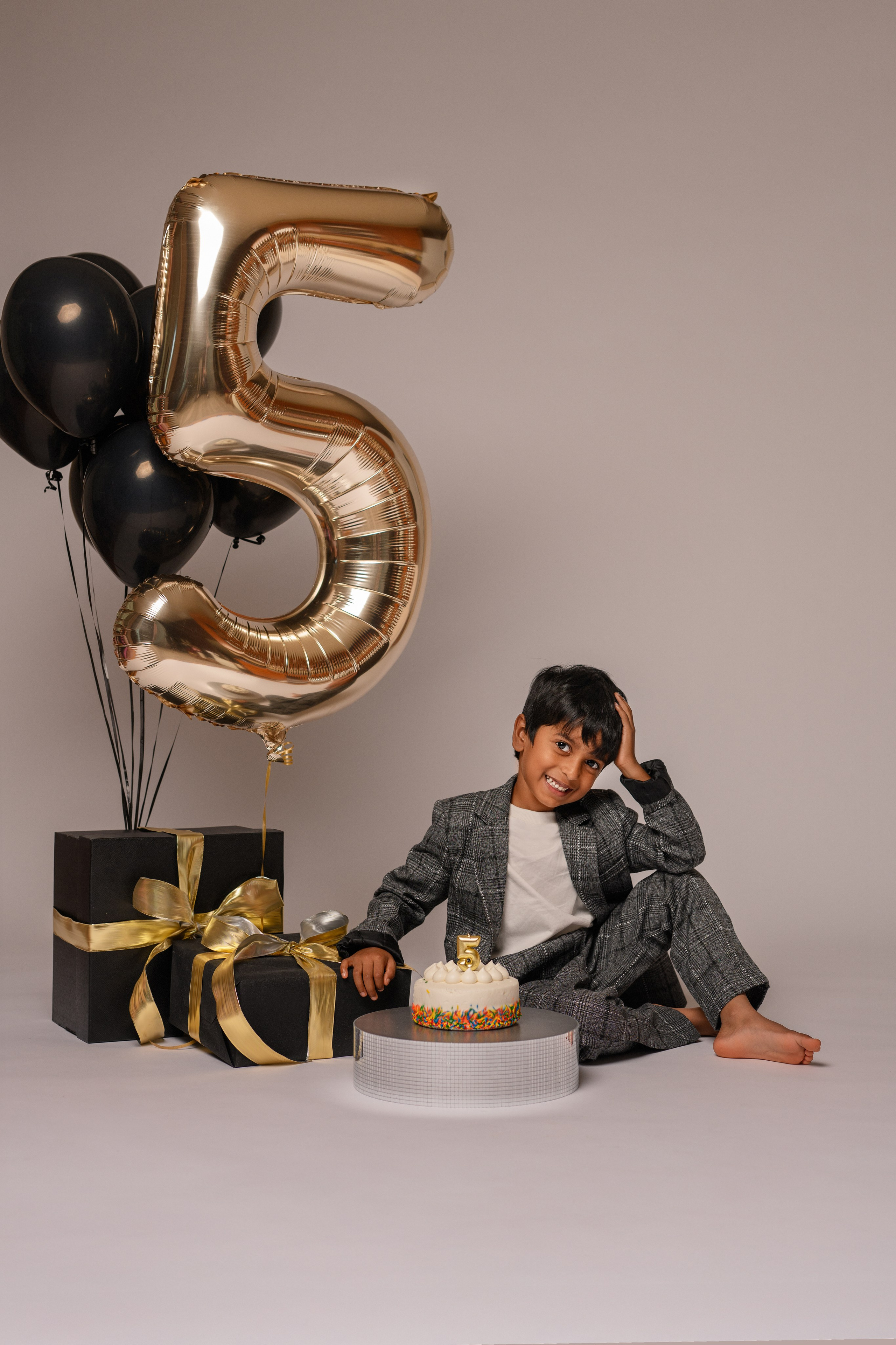 Mounica’s family. Wedding & portrait photography in the Seattle Area. Helen Michelle photographer