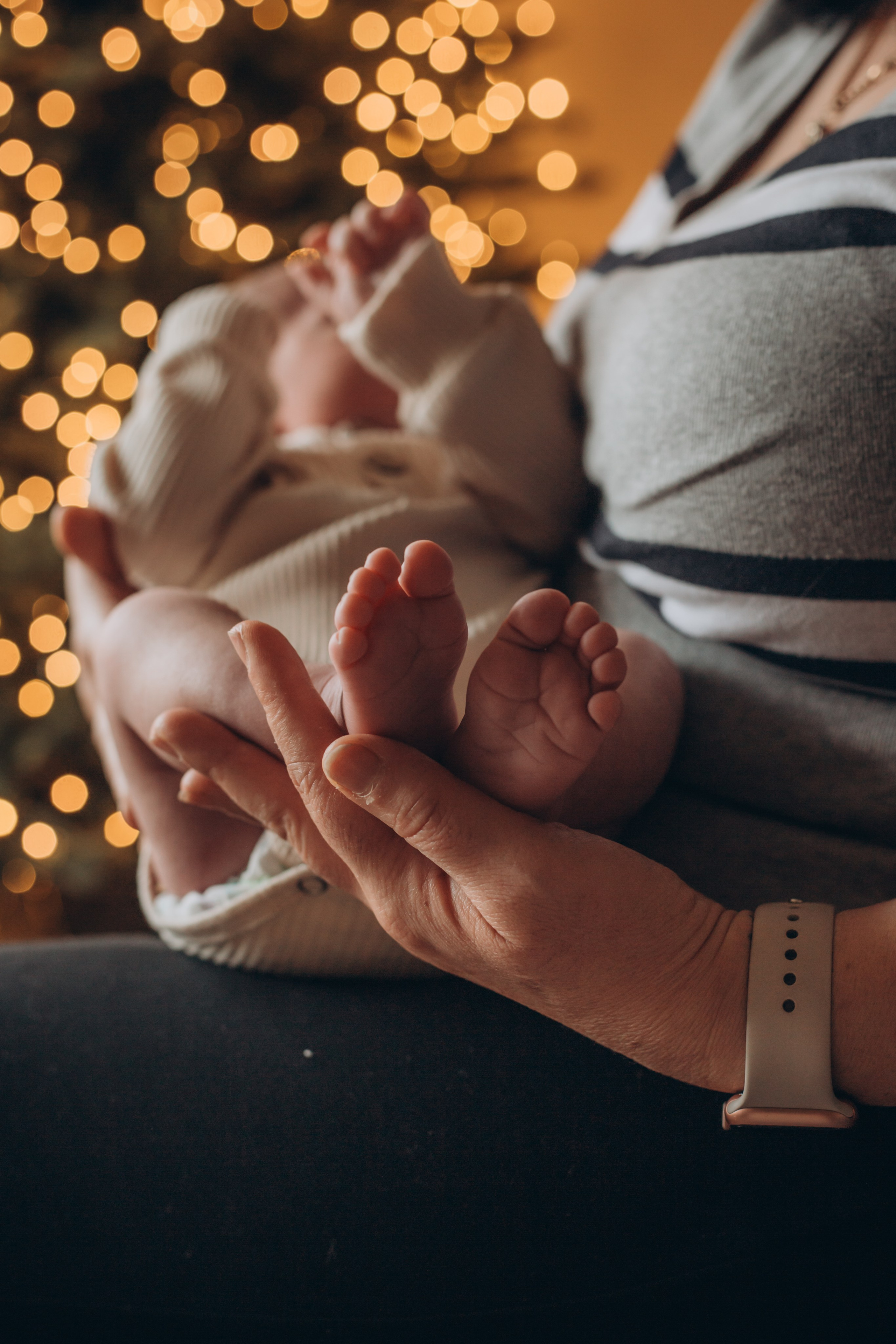 Newborn and family. Family and children’s lifestyle photographer Elena Tumanova