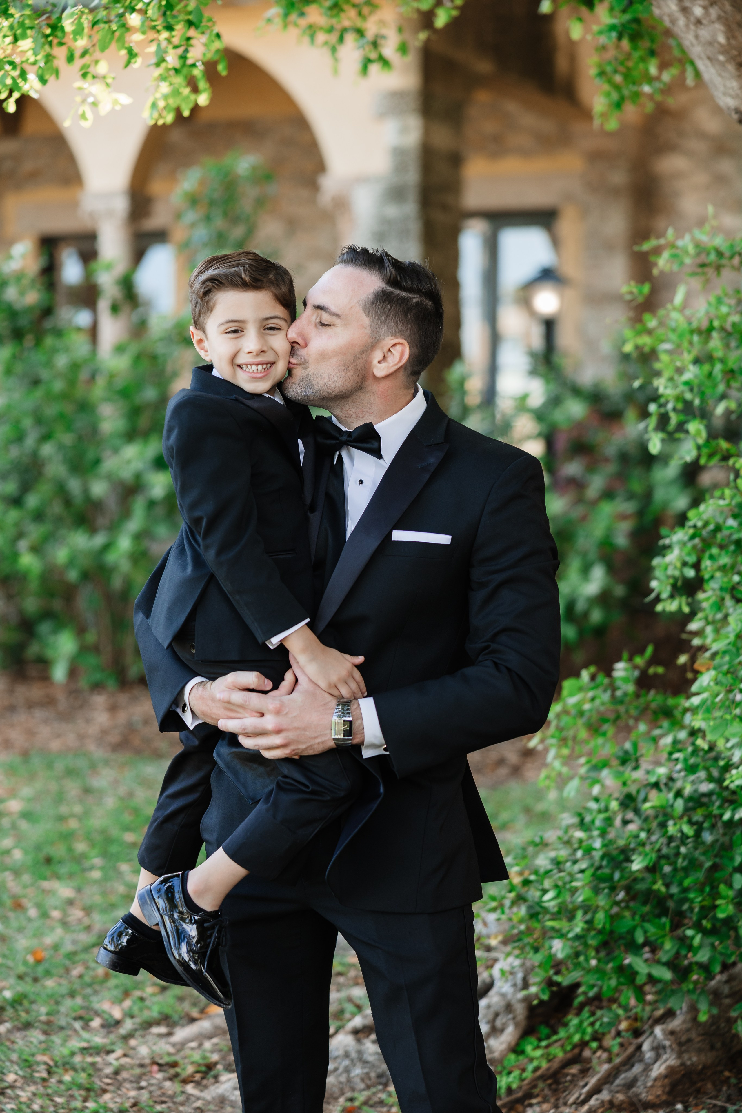 Mariella & Christopher’s Elegant Wedding at Deering Estate. YES I DO PRODUCTION — Wedding photography&videography