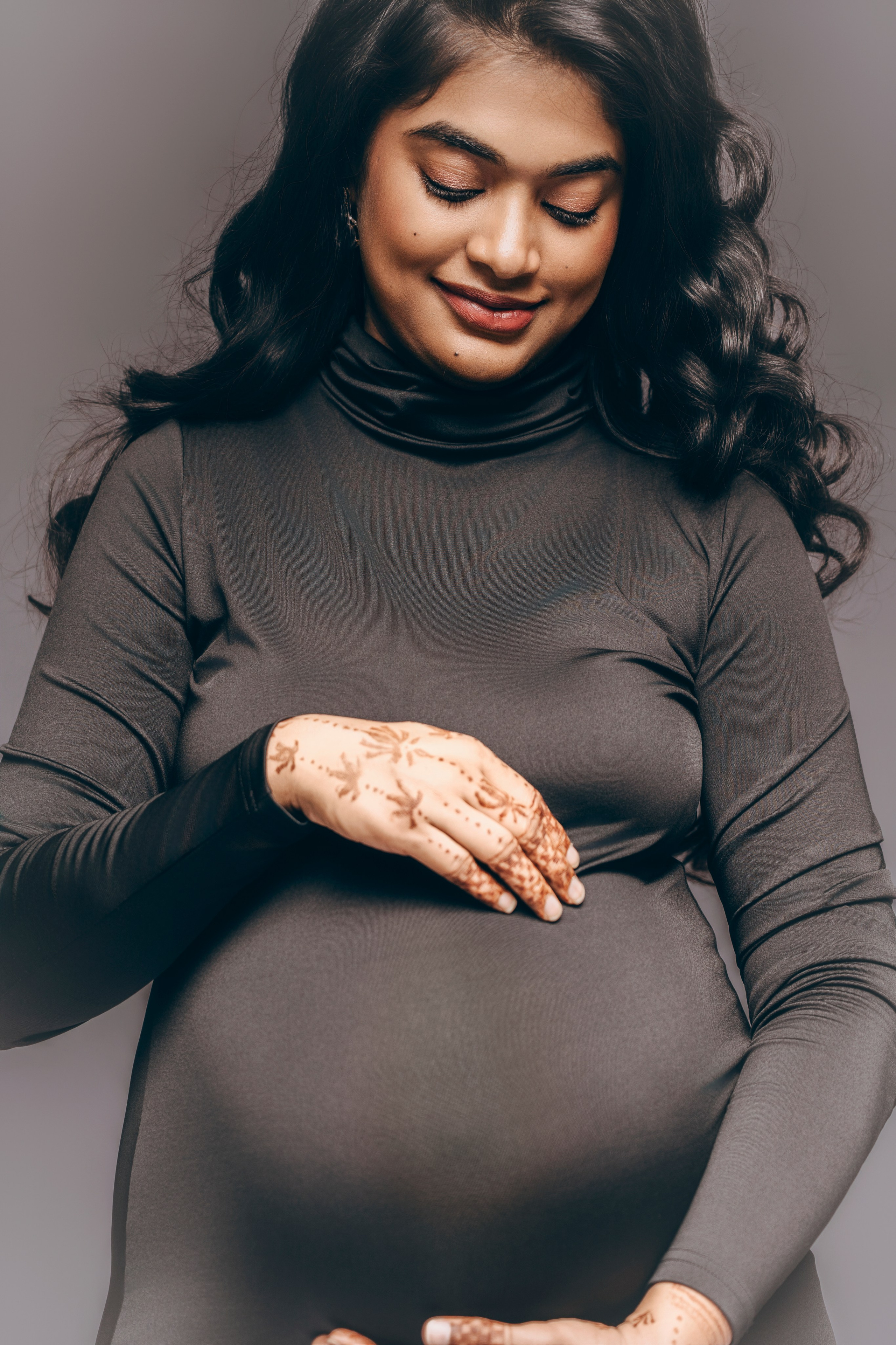 Editorial Maternity Photography in Connecticut · Deschain Photography