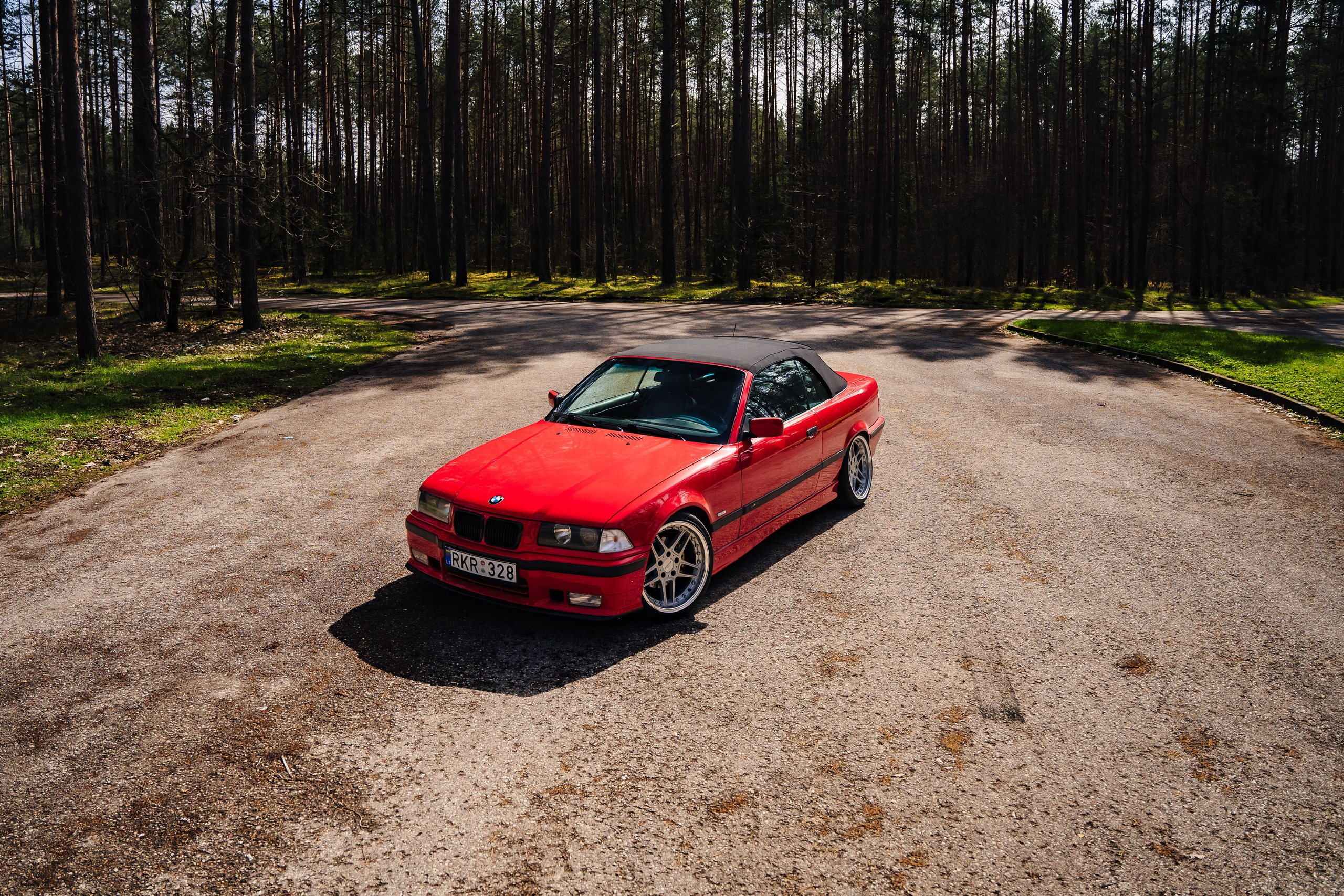 BMW e36. OnePIXEL