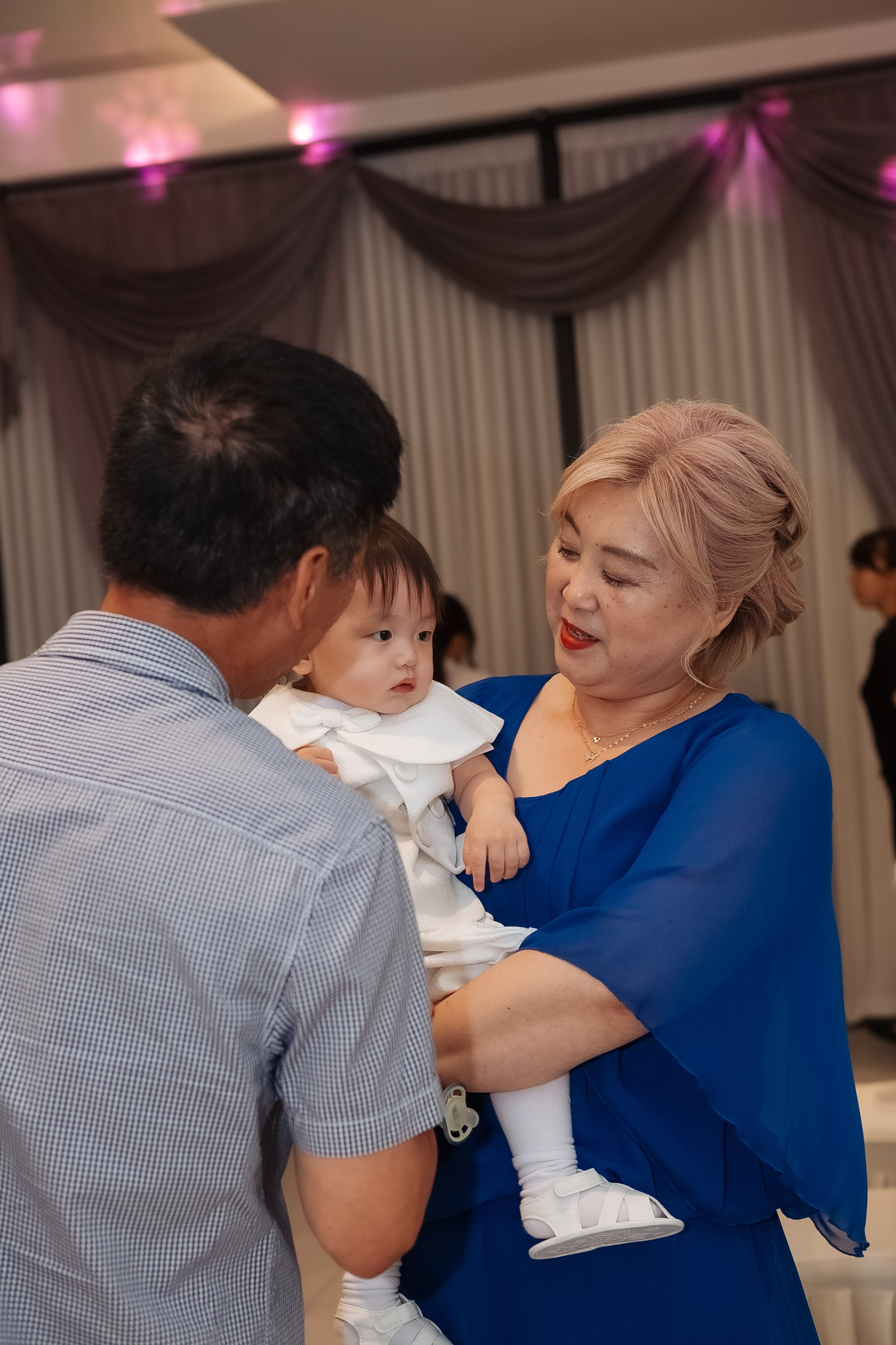 Тео дома и в ресторане. Фотограф беременности, ньюборн и годовасиков в Корее Жанна Хан