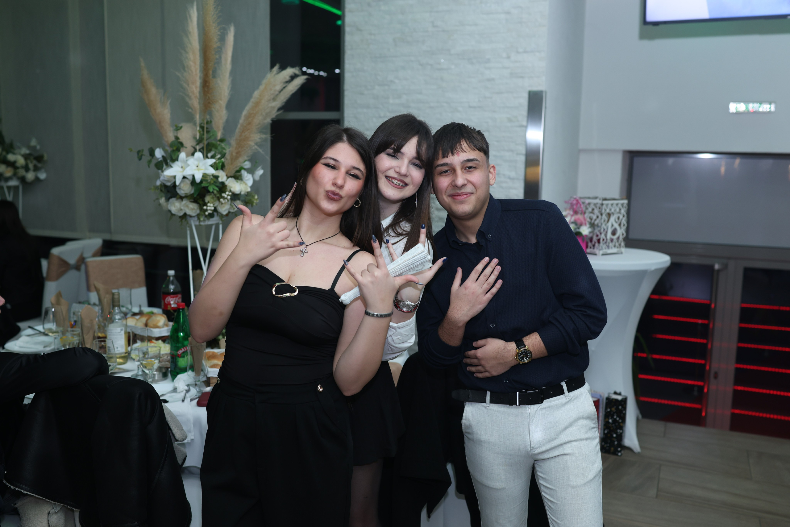 Sarin 18ti rođendan. Foto Simic Jagodina
