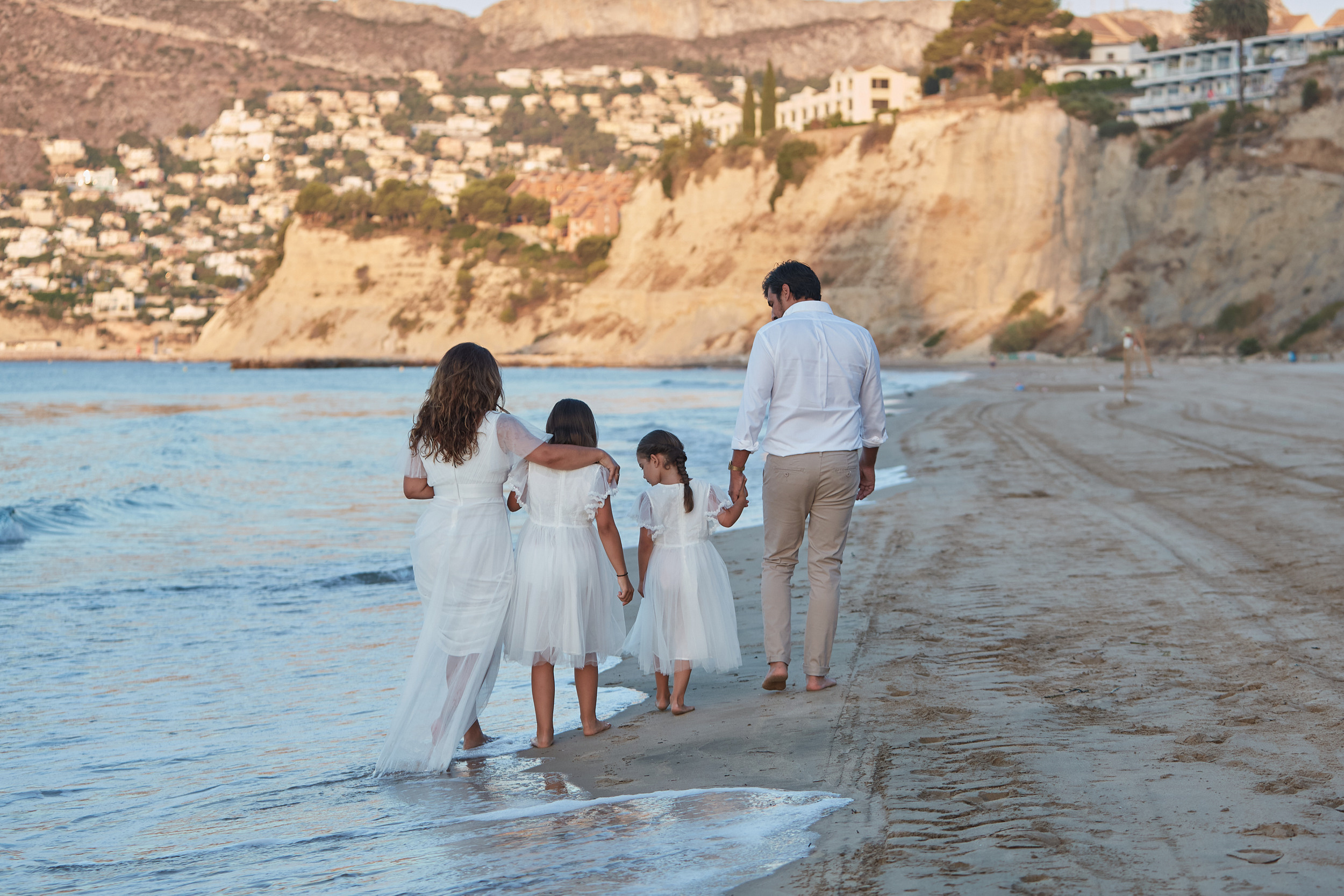 Silvia con familia. NATALYA FOTOS FOTOGRAFO ALTEA - ALICANTE Семейный фотограф в Аликанте