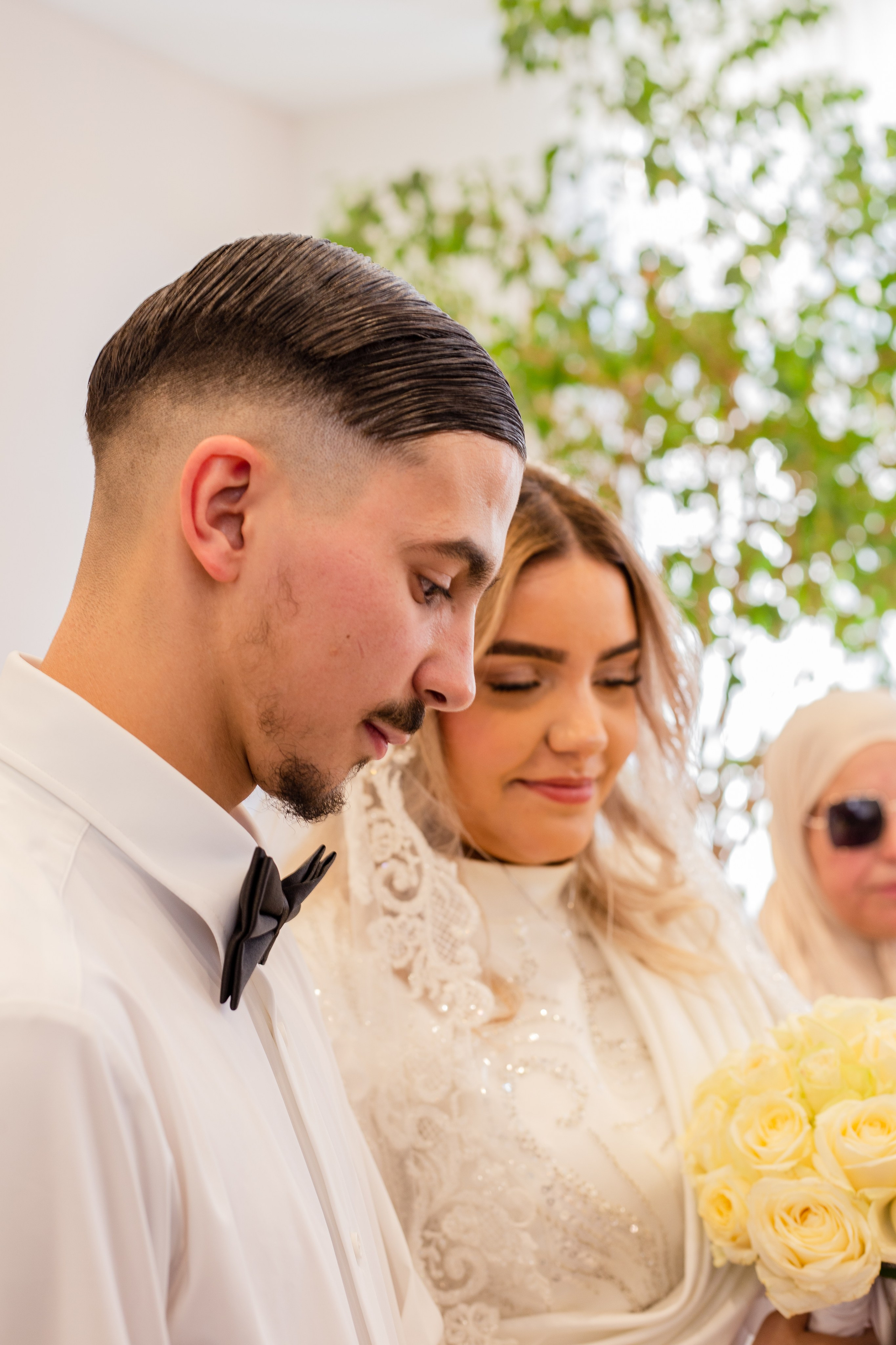Yassine et Sahra. Studio photo « Partage ton bonheur » – Photographe famille près de Châtellerault, Poitiers et Tours